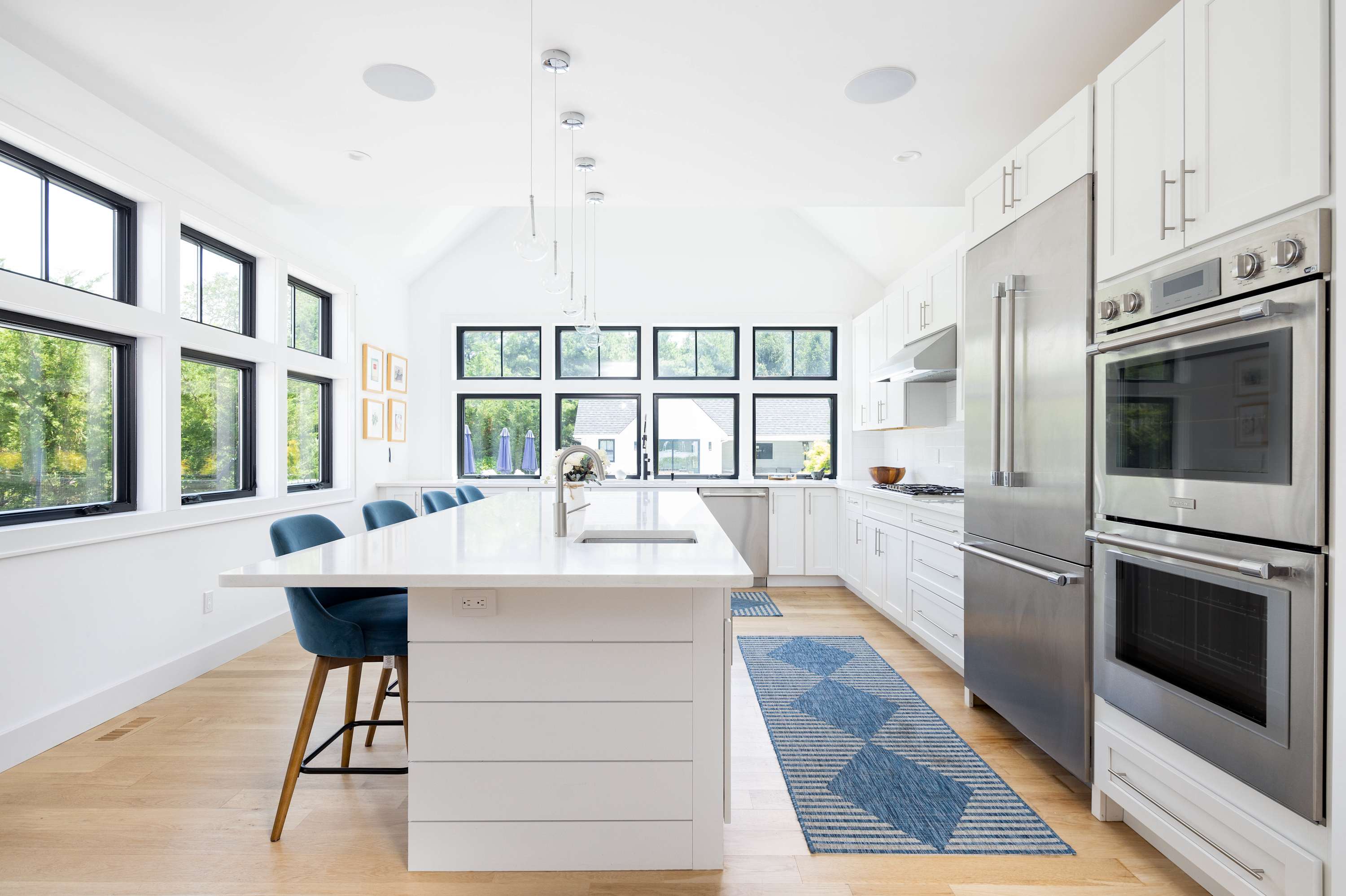 Sandpoint | Shelter Island | Modern Retreat with Pool photo 9
