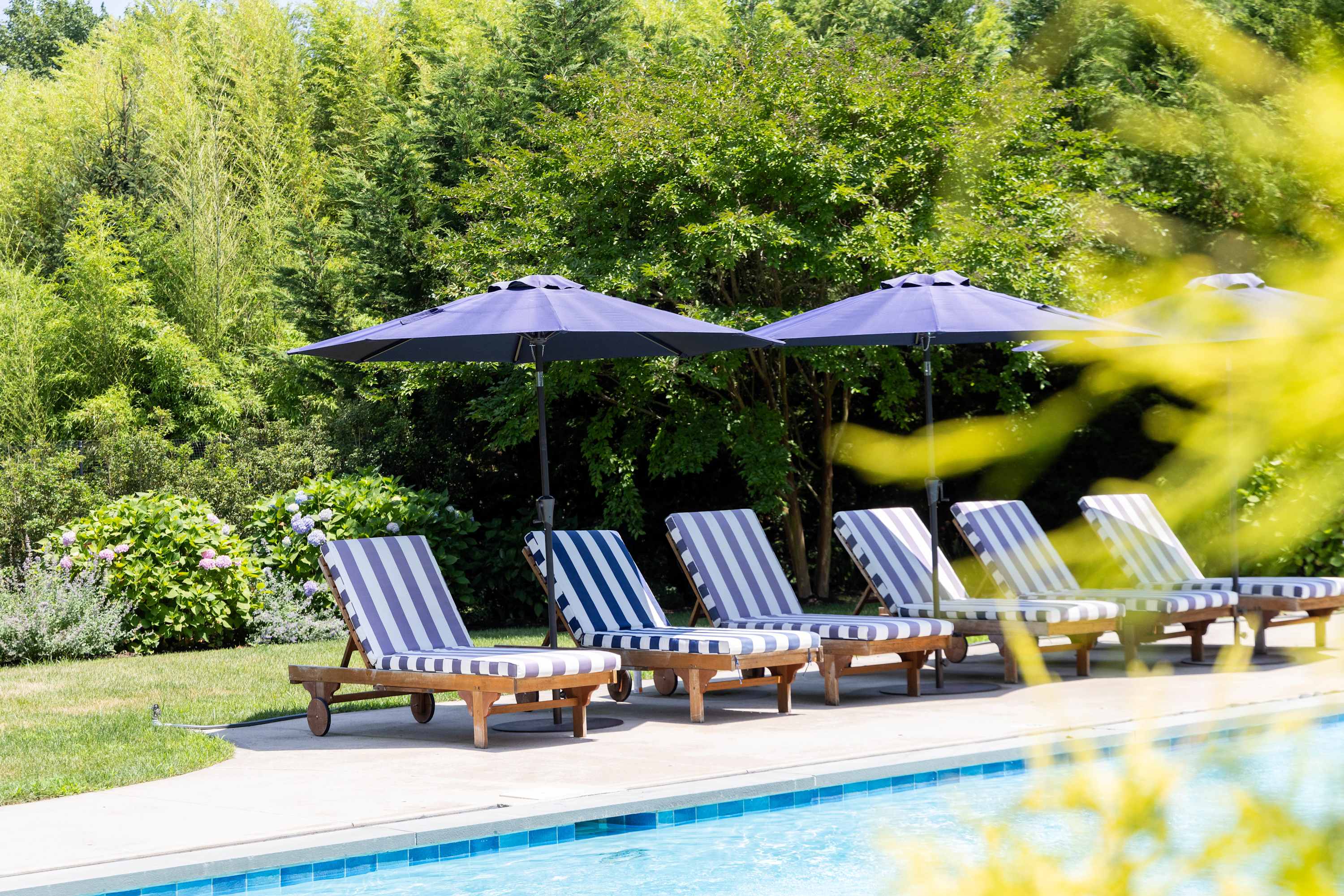 Sandpoint | Shelter Island | Modern Retreat with Pool photo 4