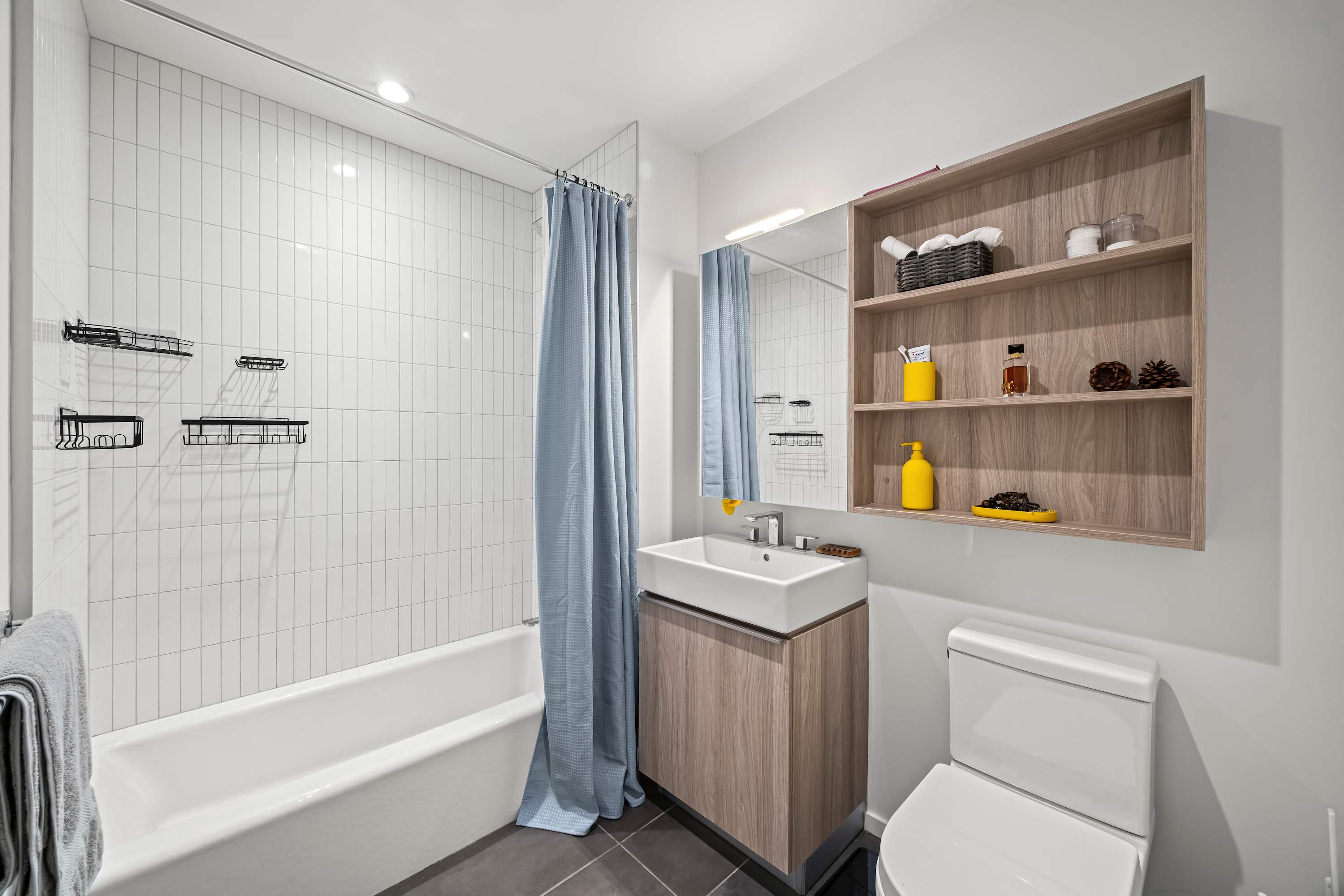 Belmont | Downtown Brooklyn | Modern Apartment with Shared Rooftop, Pool & Gym photo 17