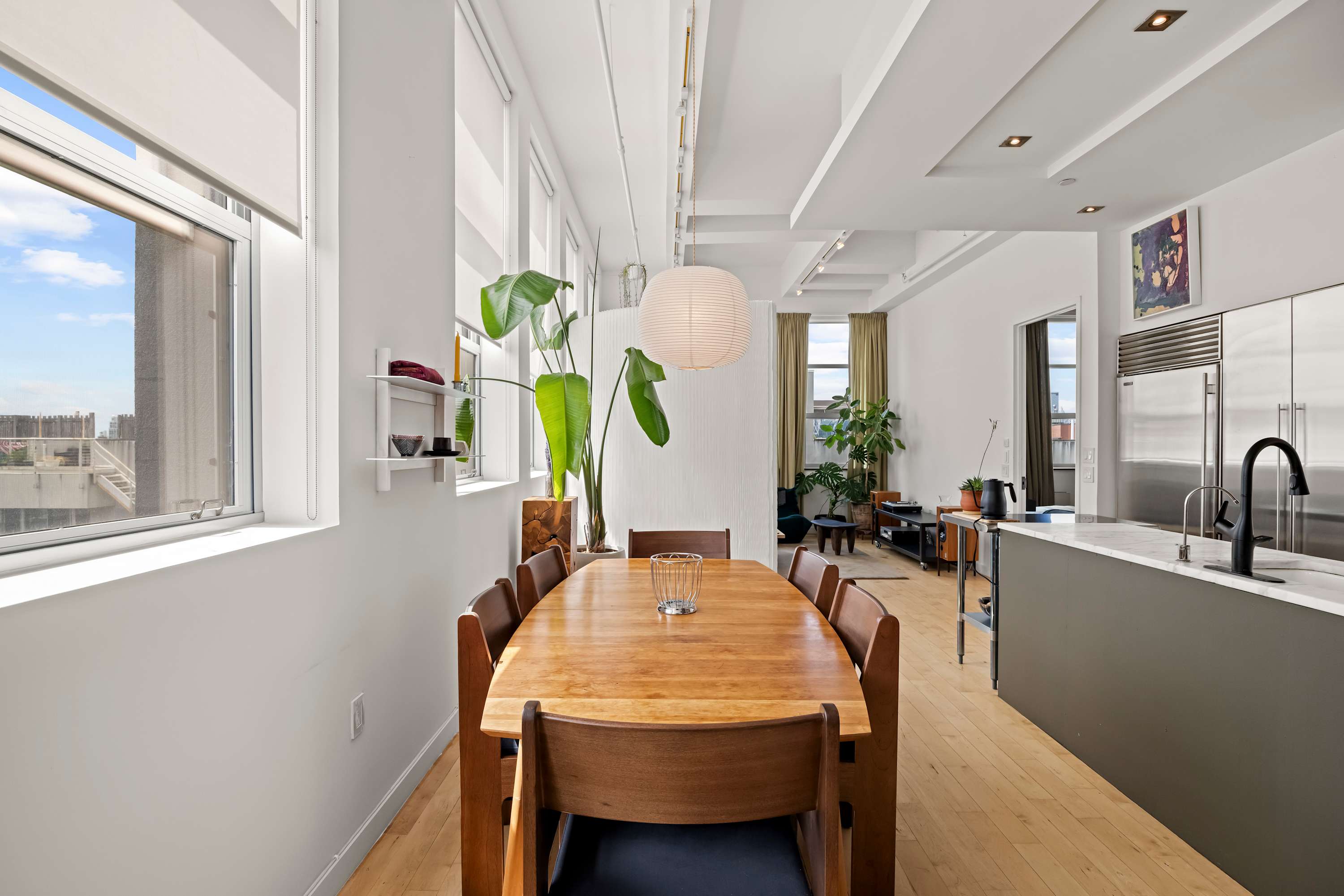 Berry Loft VI | Williamsburg | Top-floor Loft with Private Rooftop Terrace photo 3