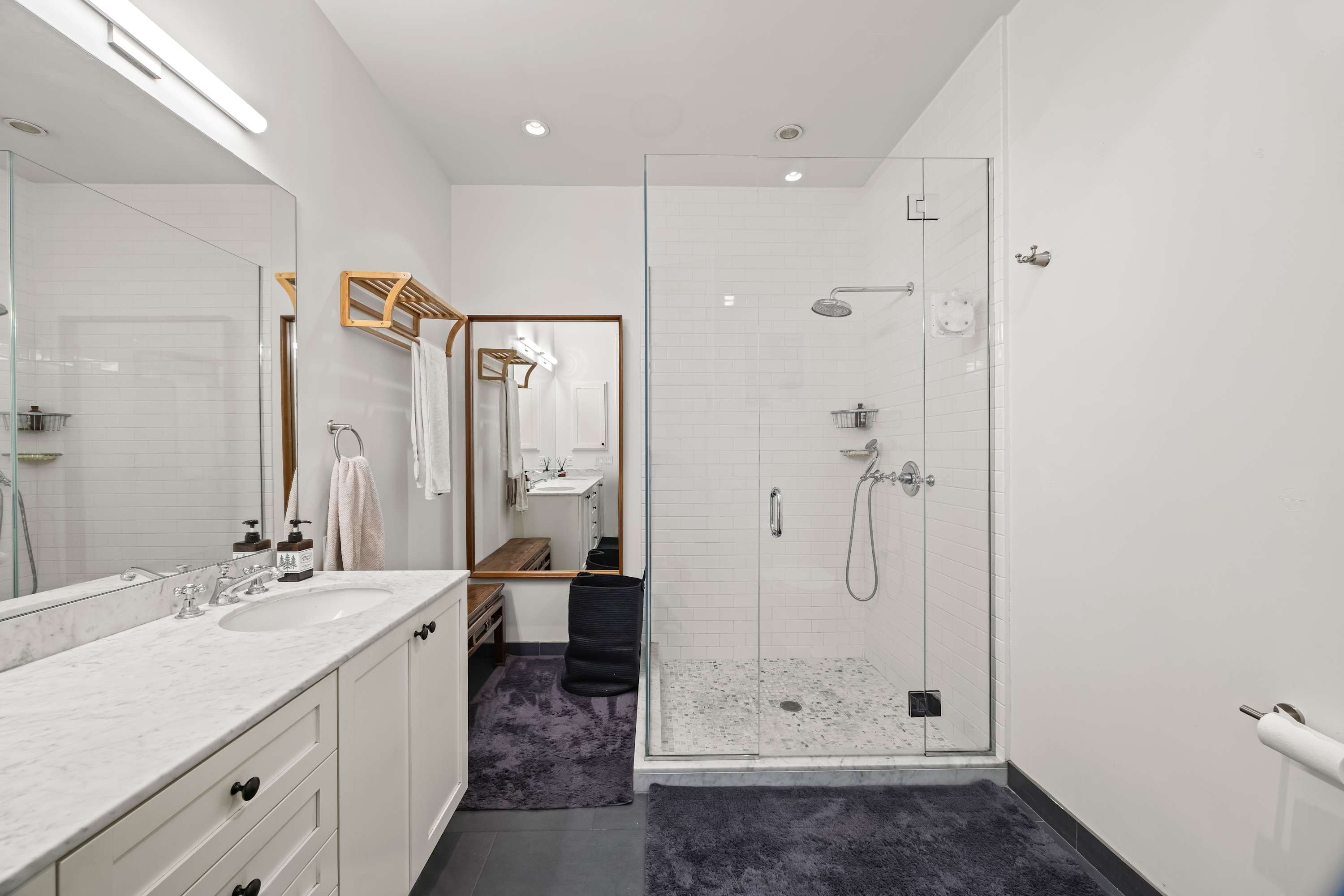 Berry Loft VI | Williamsburg | Top-floor Loft with Private Rooftop Terrace photo 20