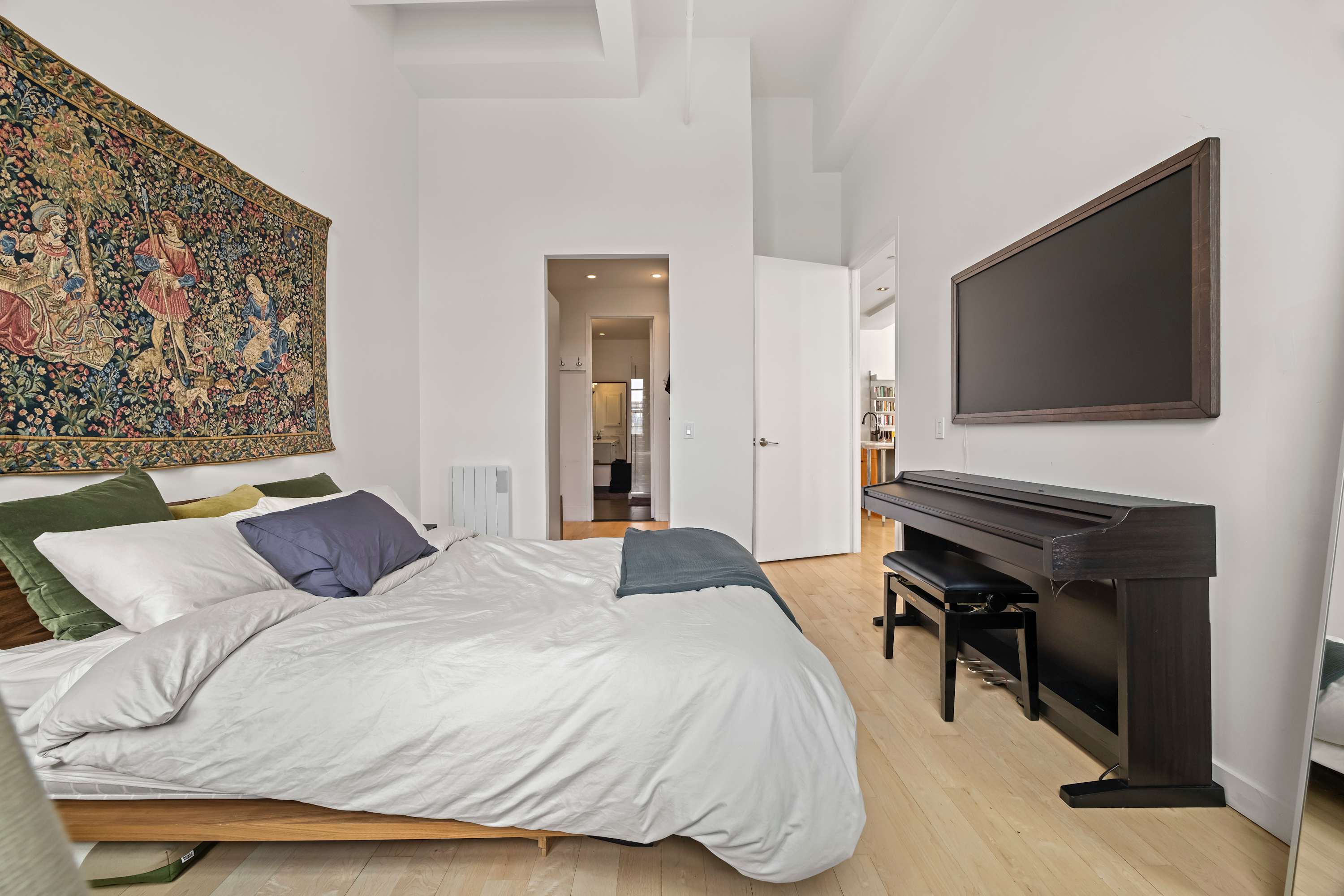 Berry Loft VI | Williamsburg | Top-floor Loft with Private Rooftop Terrace photo 19