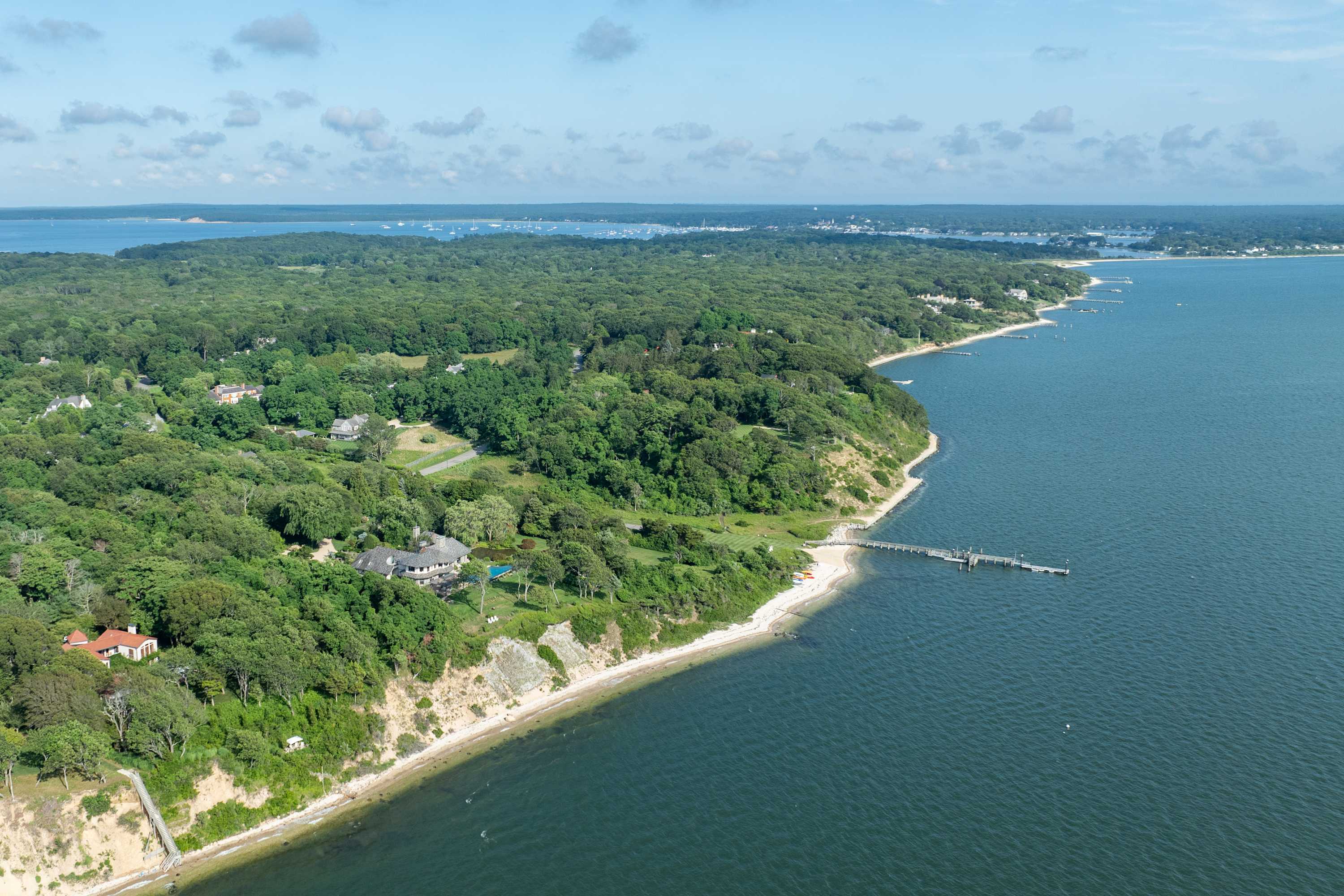 Bluffside Cove | Sag Harbor | Beachfront w/ Heated Pool, Sauna & Outdoor Spaces photo 37