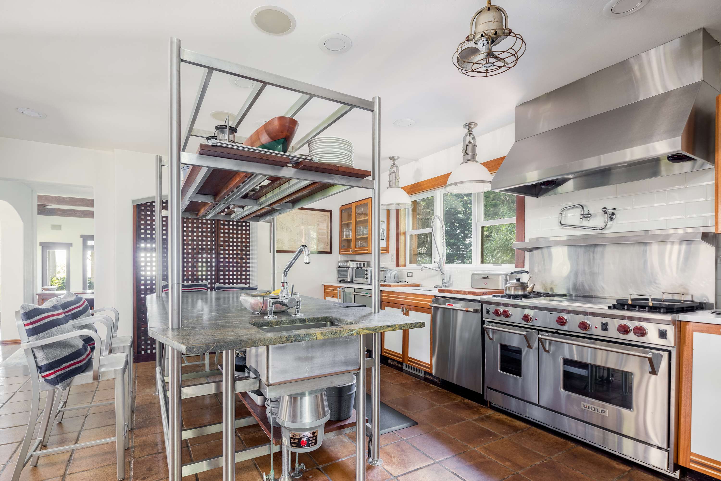 Bluffside Cove | Sag Harbor | Beachfront w/ Heated Pool, Sauna & Outdoor Spaces photo 13