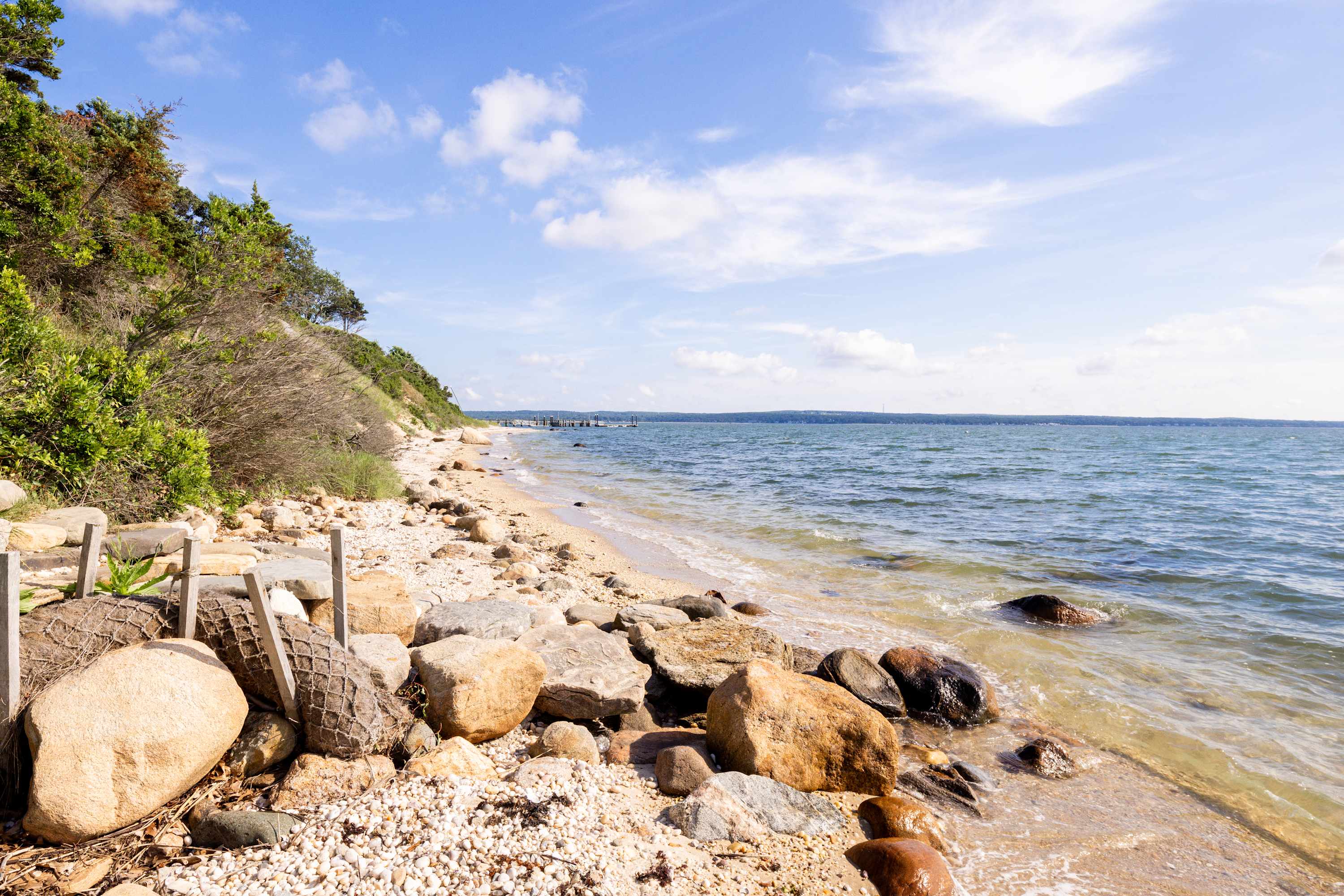 Bluffside Cove | Sag Harbor | Beachfront w/ Heated Pool, Sauna & Outdoor Spaces photo 38