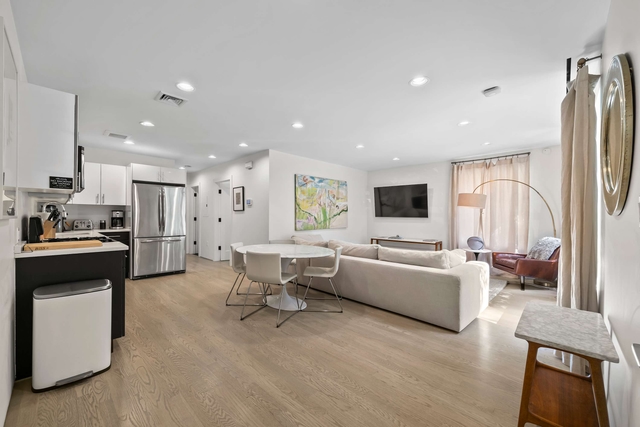 Image of Living space #3