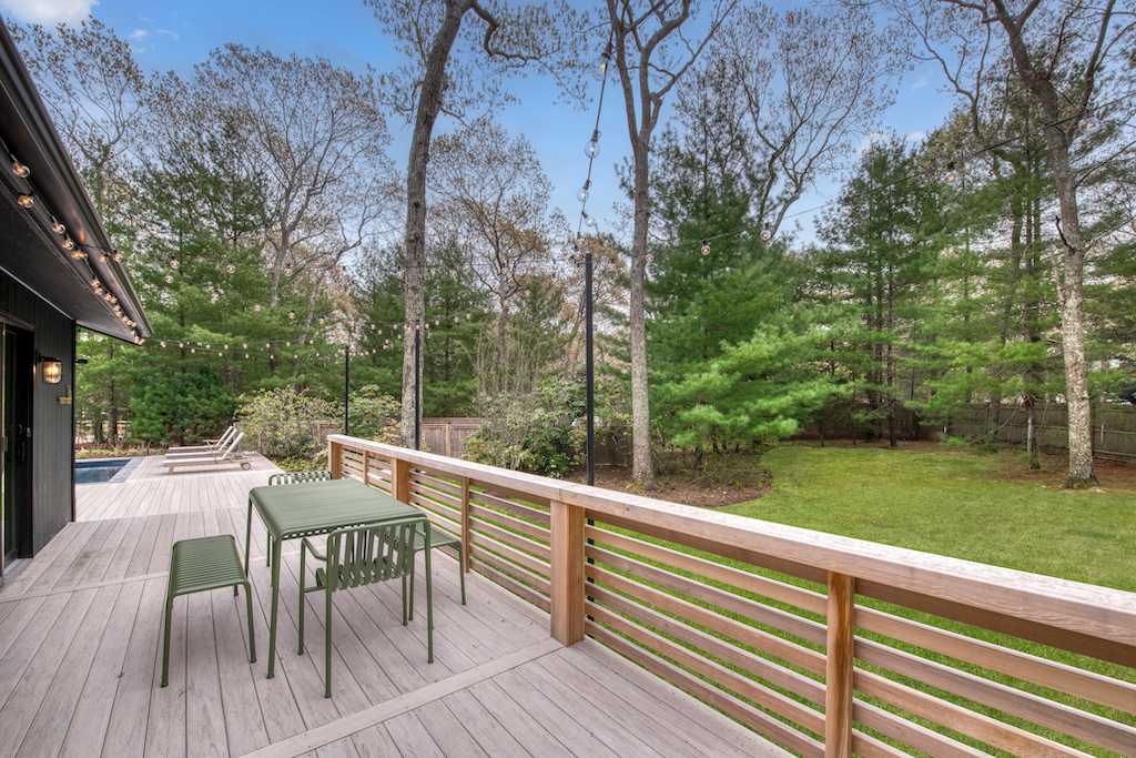 Springs Cottage | East Hampton | Home with Deck and Heated Pool photo 4