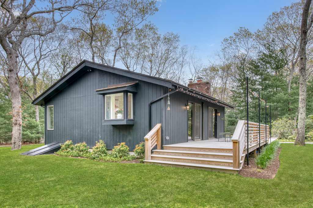 Springs Cottage | East Hampton | Home with Deck and Heated Pool photo 15