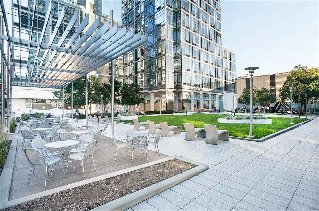 Silverline | Midtown | Studio with City Views and Shared Amenities photo 20