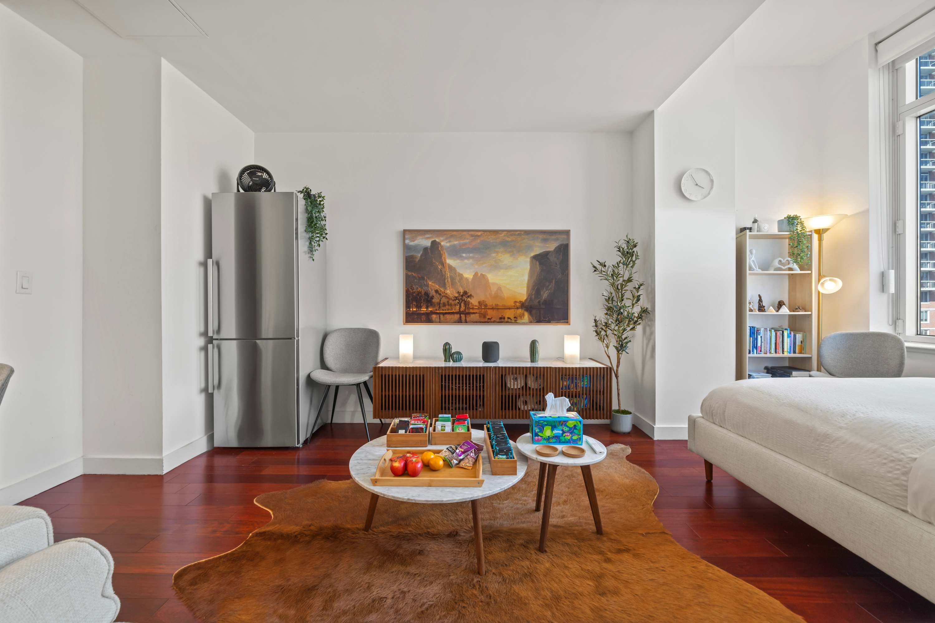 Silverline | Midtown | Studio with City Views and Shared Amenities photo 3