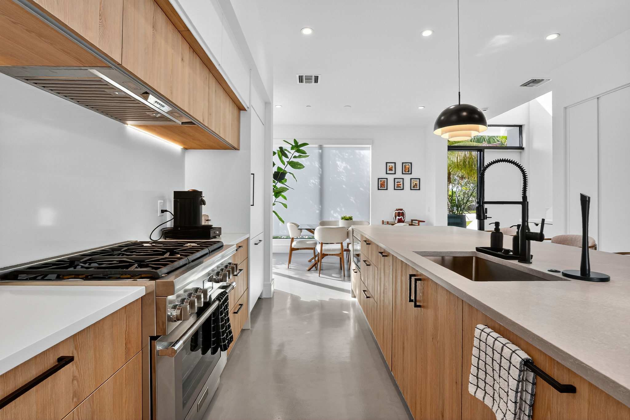 Sunbreeze Point | West Palm Beach | Townhome with BBQ and Heated Pool photo 10