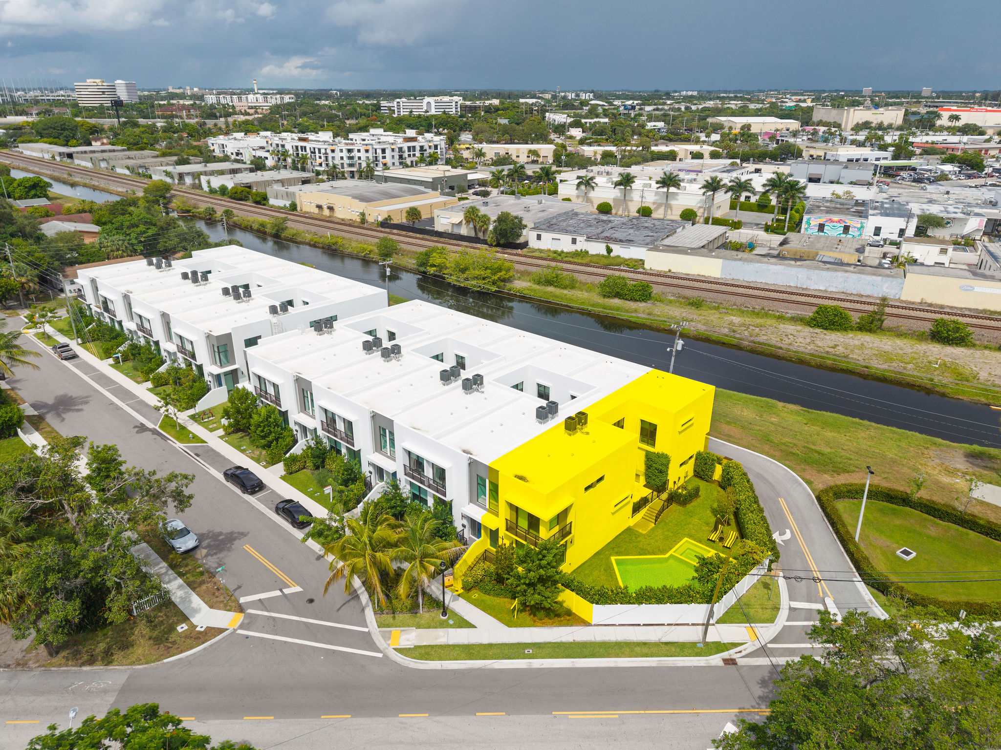 Sunbreeze Point | West Palm Beach | Townhome with BBQ and Heated Pool photo 52