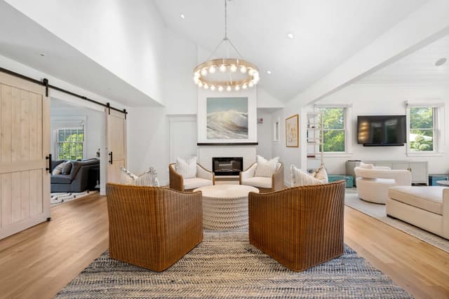 Image of Living space #6
