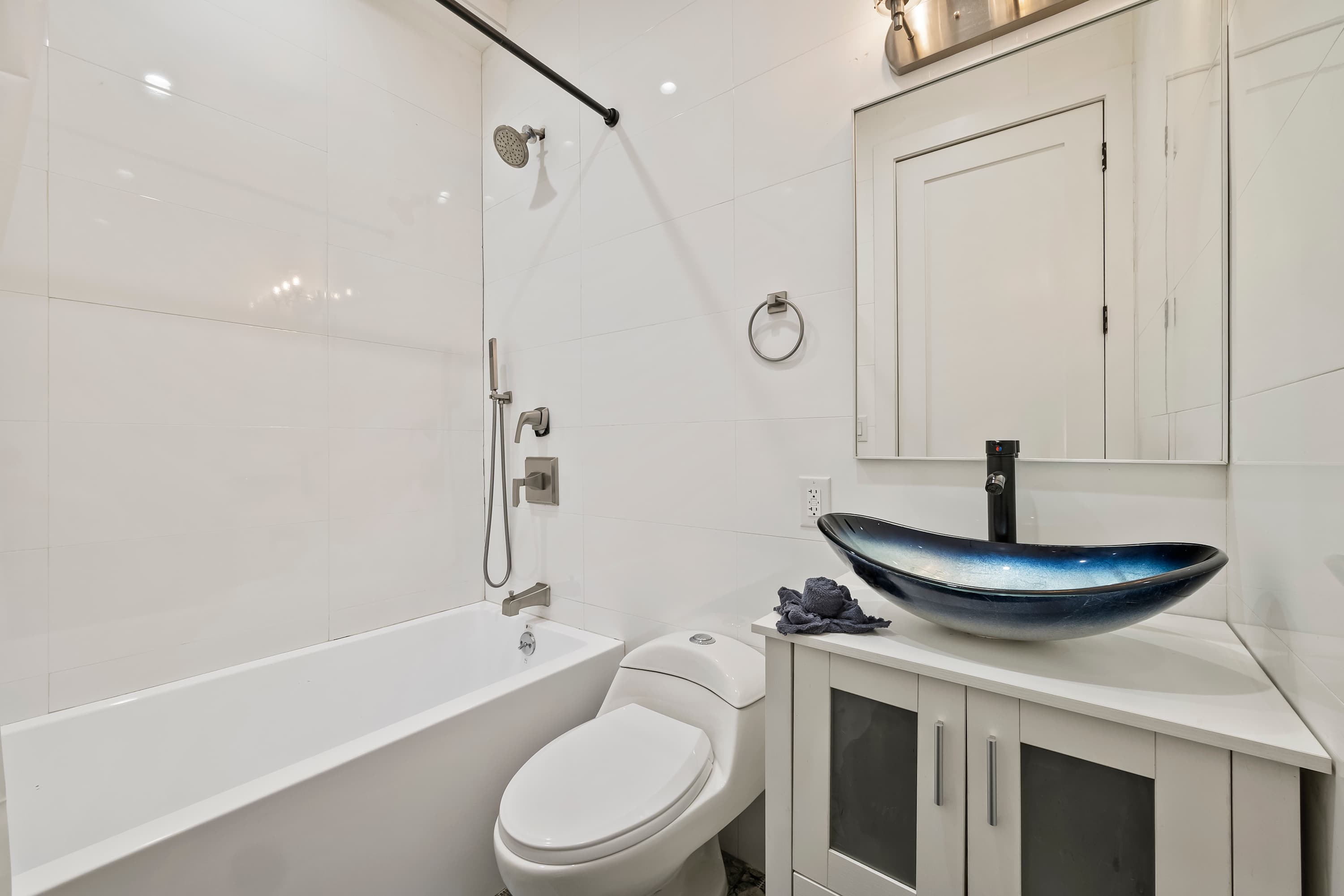 Crown Terrace I | Crown Heights | Duplex with Outdoor Spaces photo 30