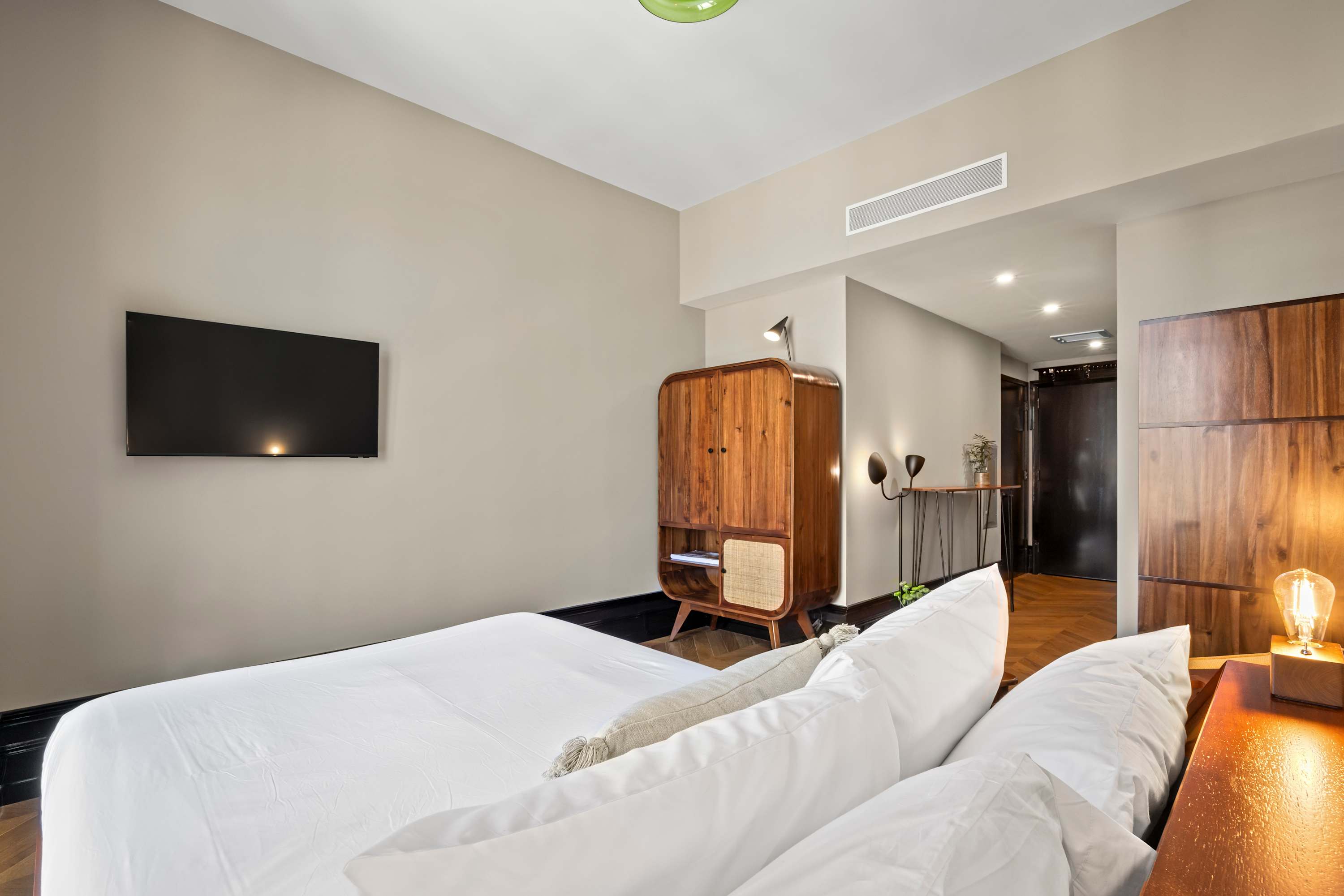 Freeman 802 | Lower East Side | Condo with Shared Amenities photo 18