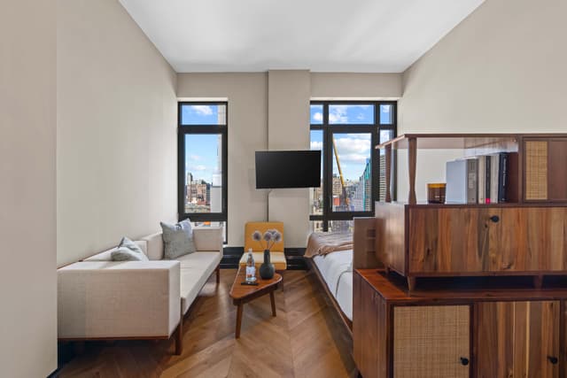 Image of Living space #3