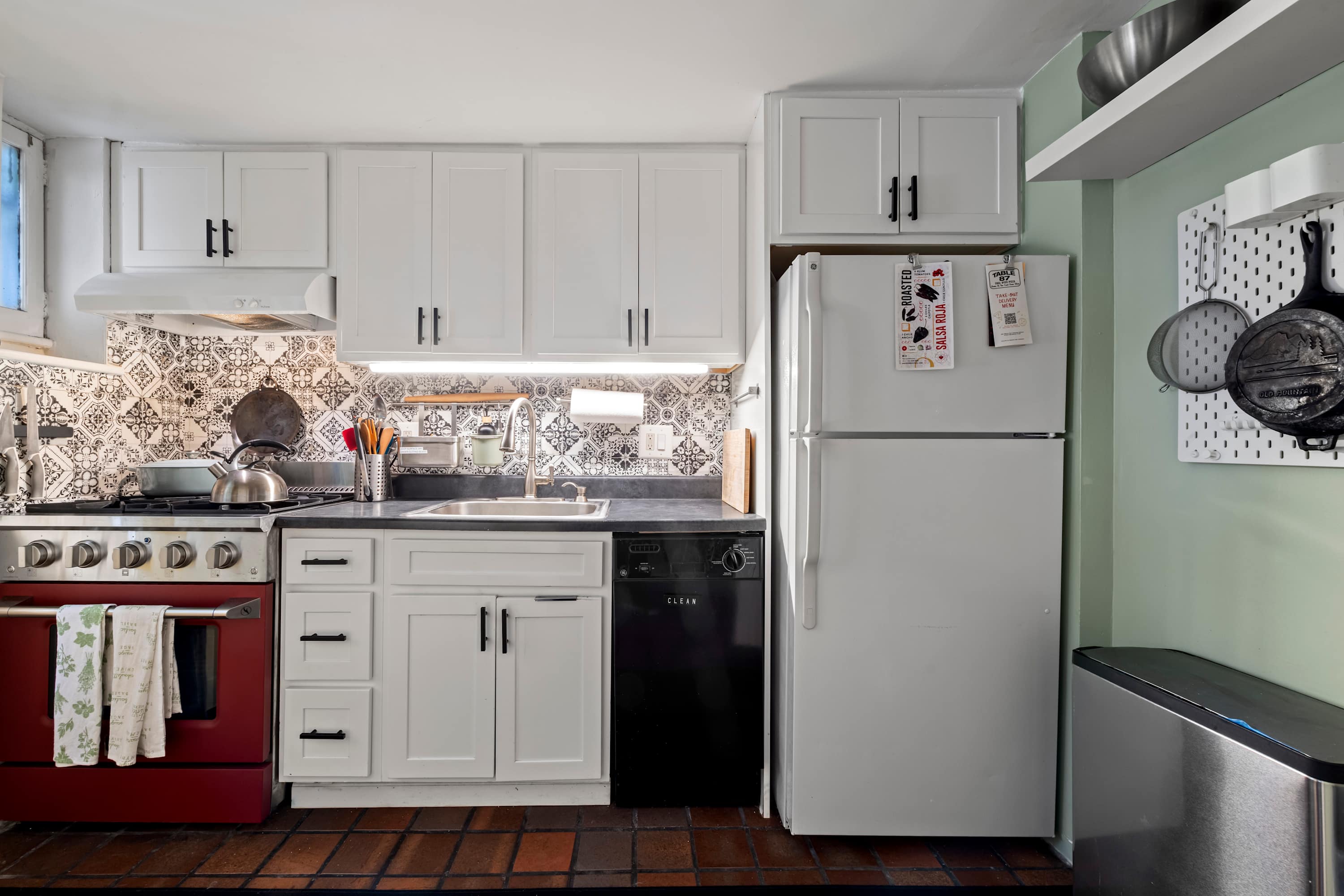 Garden Place I | Brooklyn Heights | Historic Apartment with Private Patio photo 3