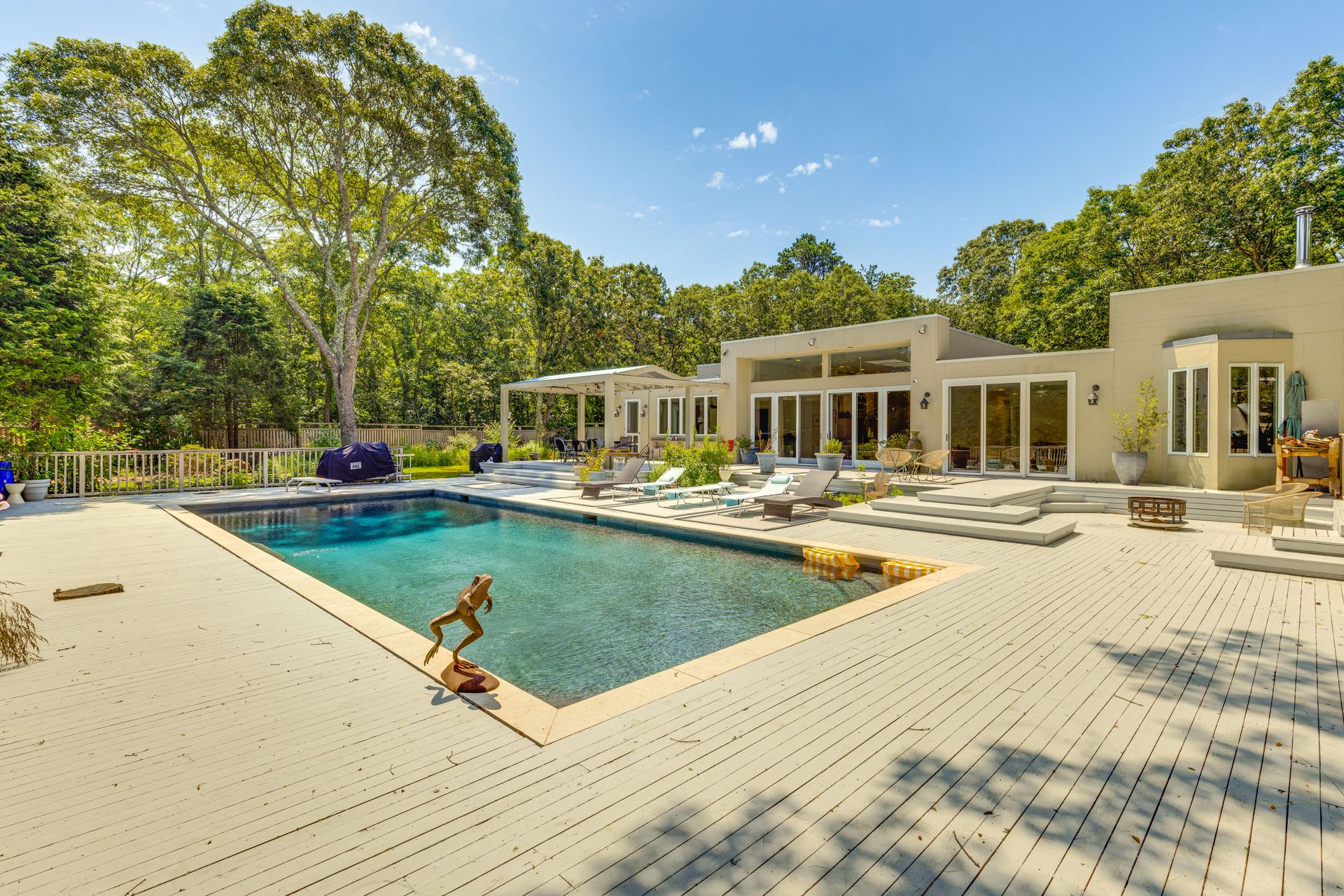 Pathside Cove | Wainscott | Home with Pool & Outdoor Spaces photo 28
