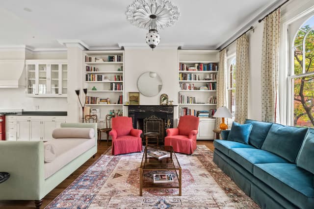 Image of Living space #3