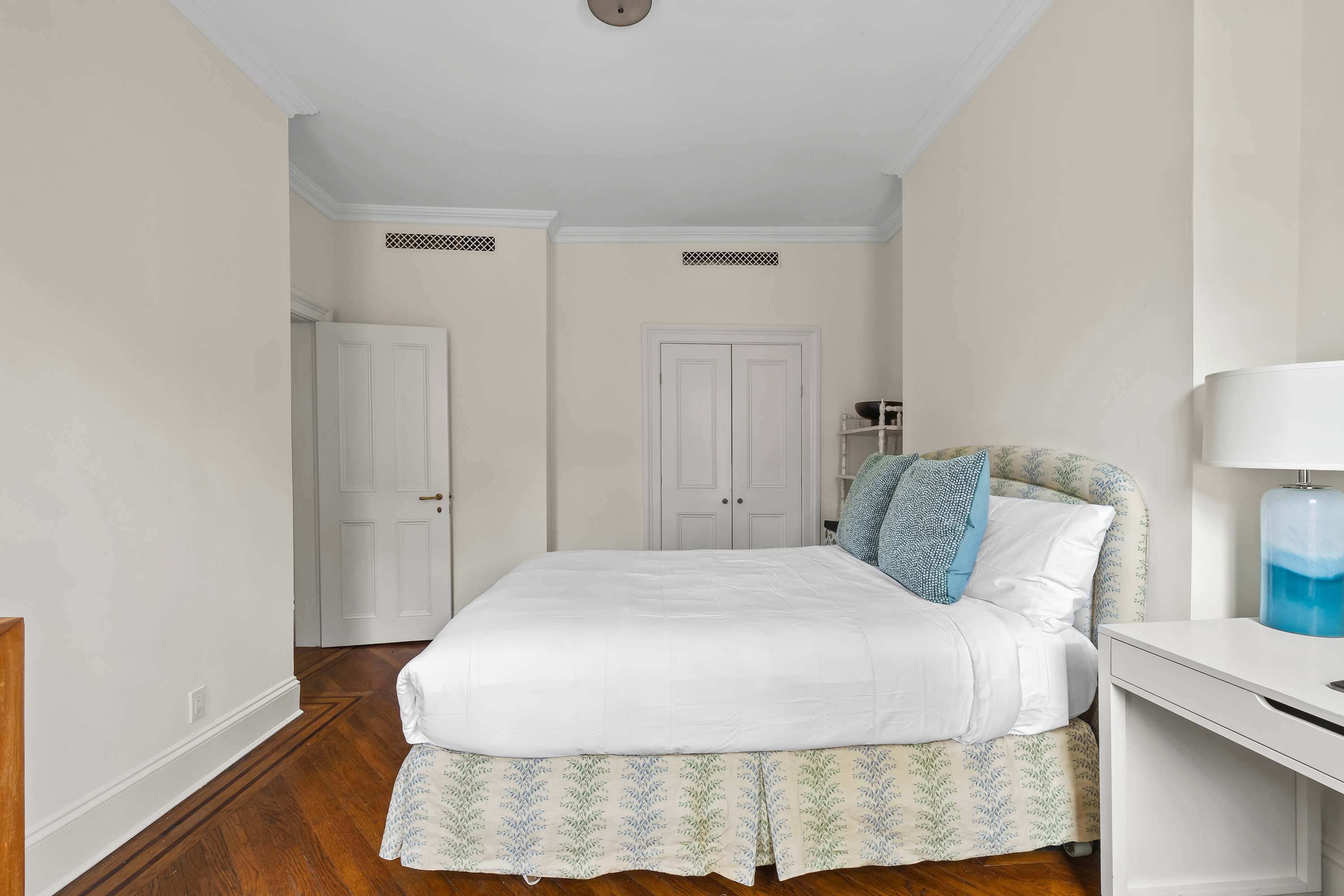 Hillstone Manor | Cobble Hill | Townhome with Private Backyard photo 21