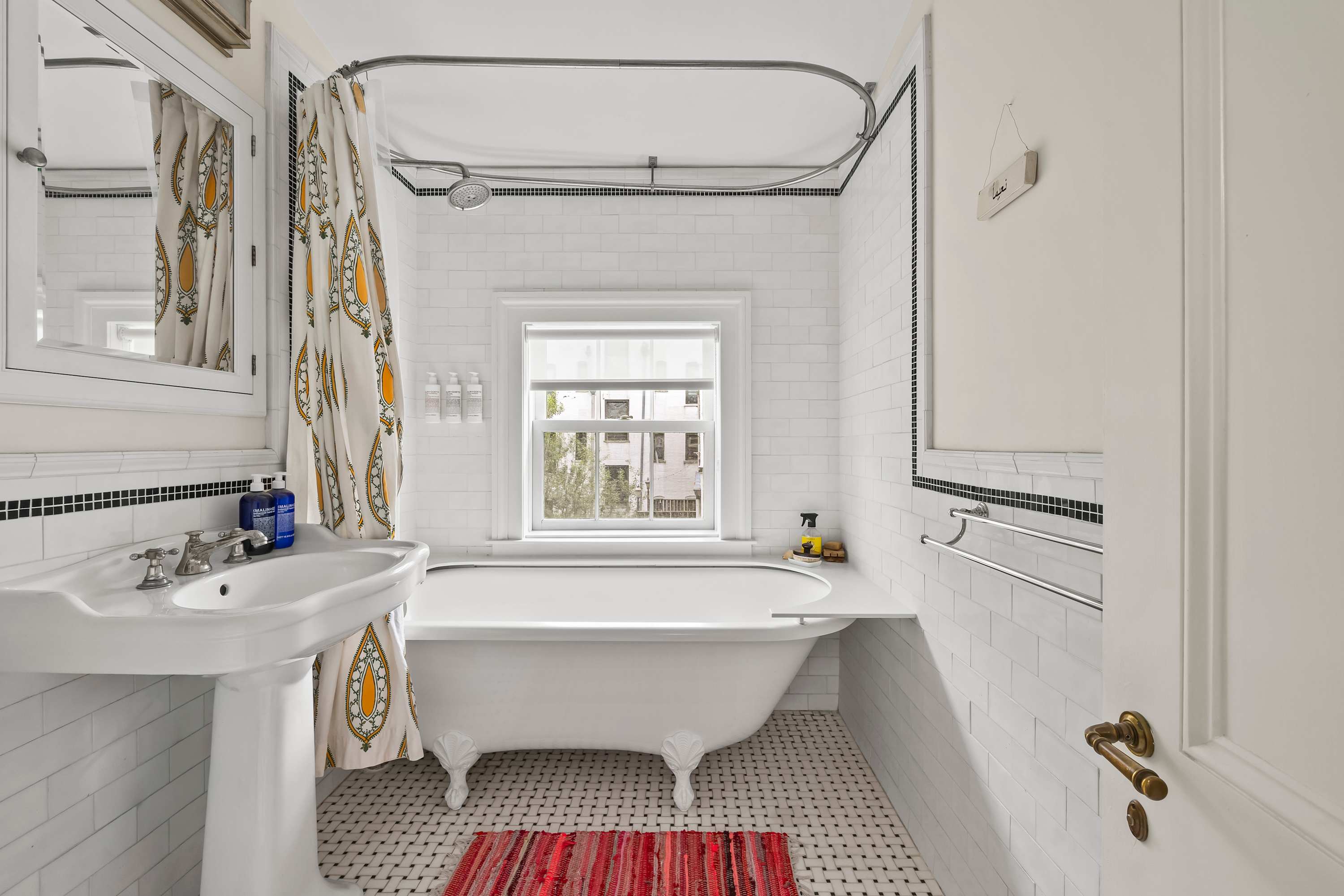 Hillstone Manor | Cobble Hill | Townhome with Private Backyard photo 32