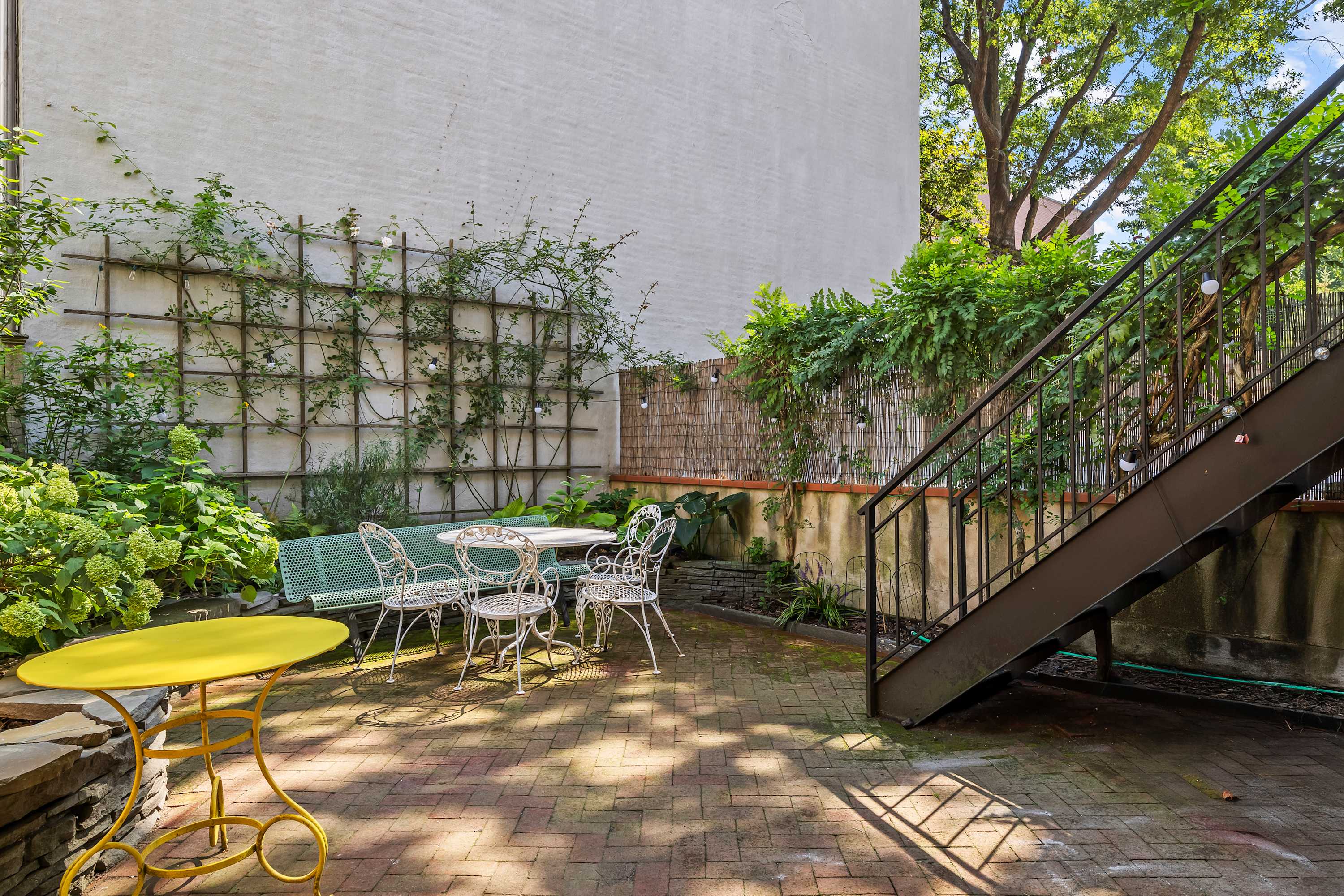 Hillstone Manor | Cobble Hill | Townhome with Private Backyard photo 39