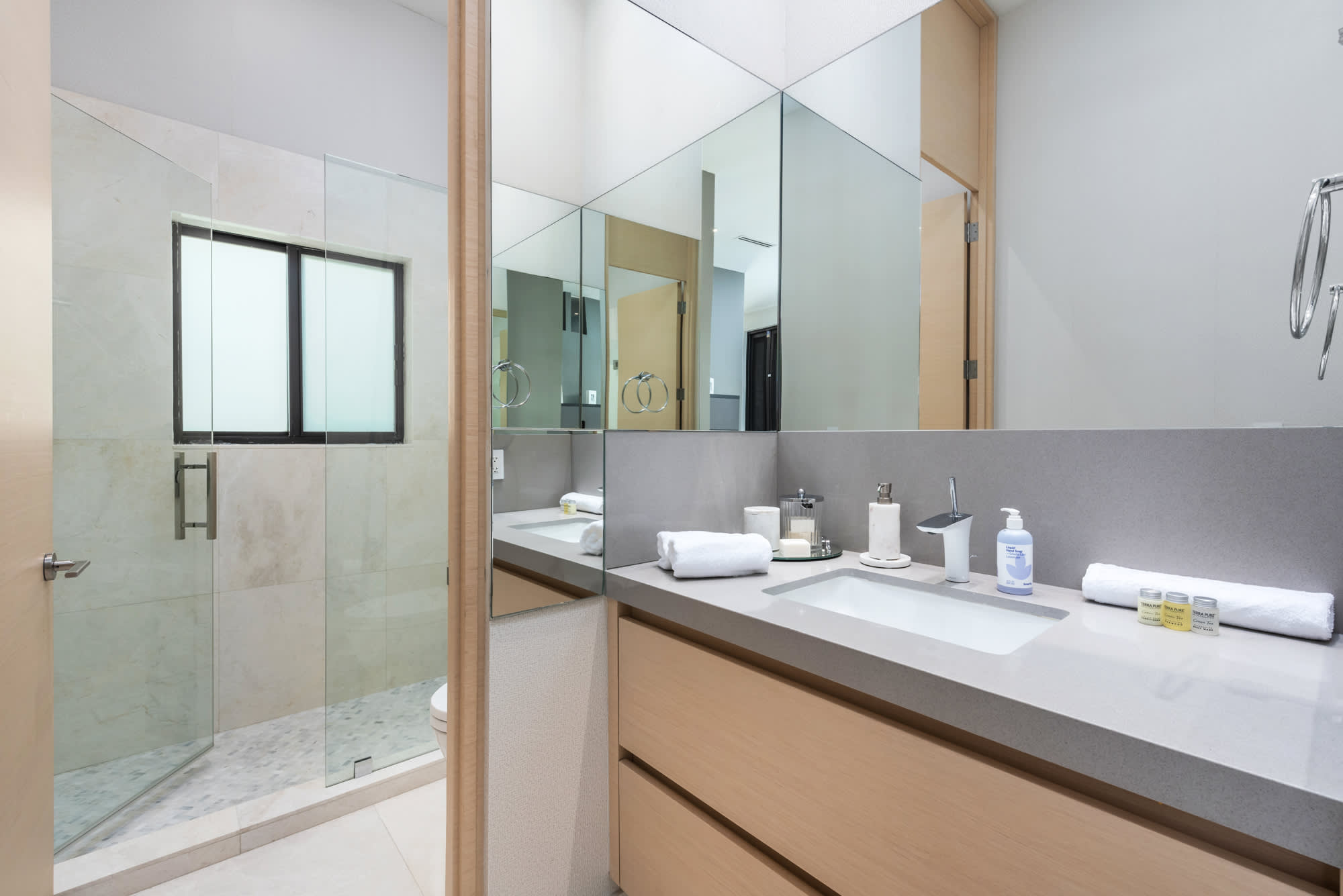 Villa Amaya | Miami Design District | Designer Home w/ Grill and Pool photo 31