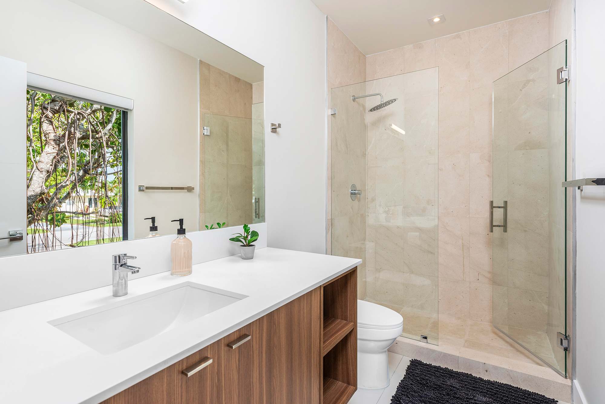 Villa Costa | Hollywood | Waterfront home with Pool photo 51