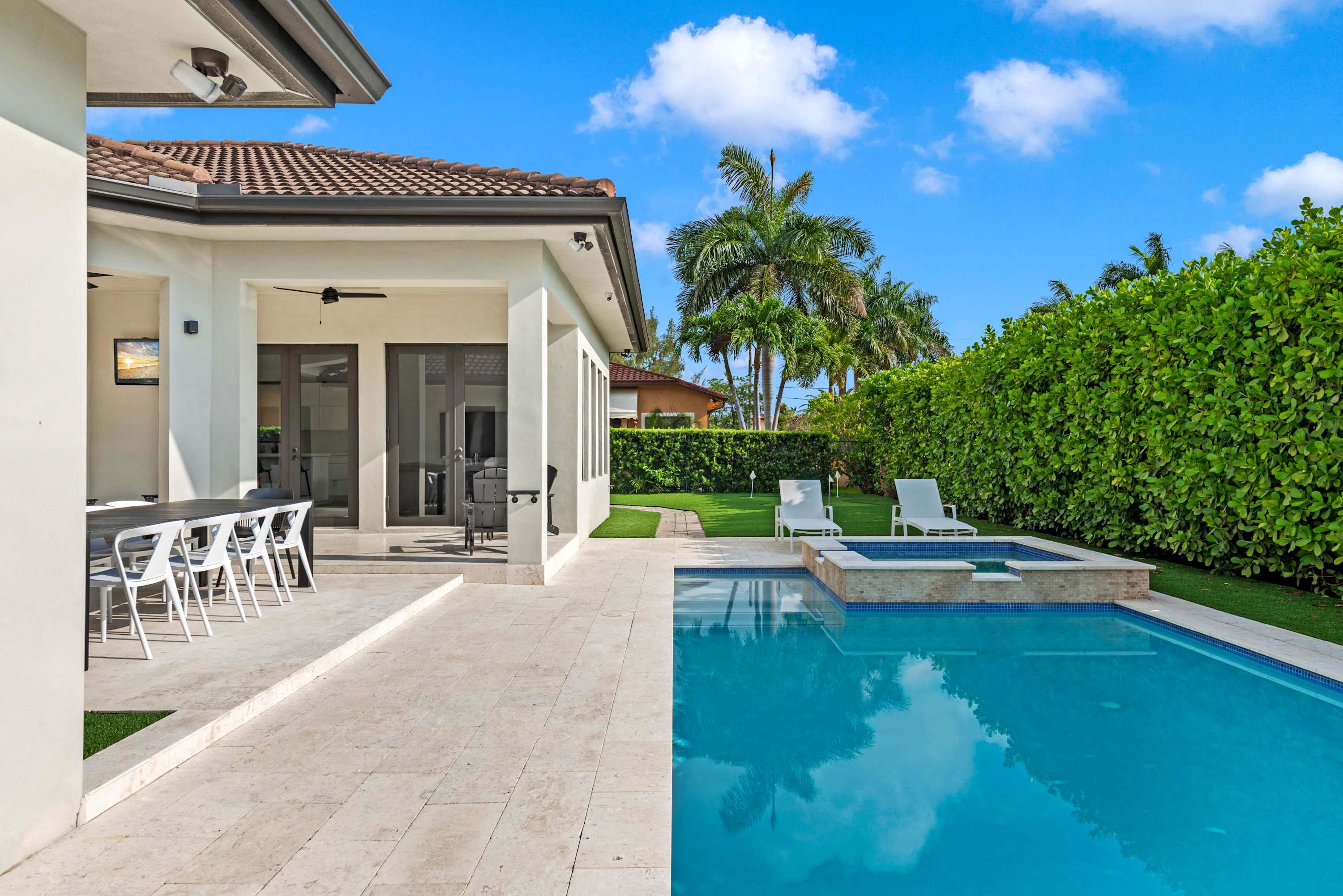 Villa Grand | Miami | Prime Villa with BBQ Grill and Private Pool photo 25