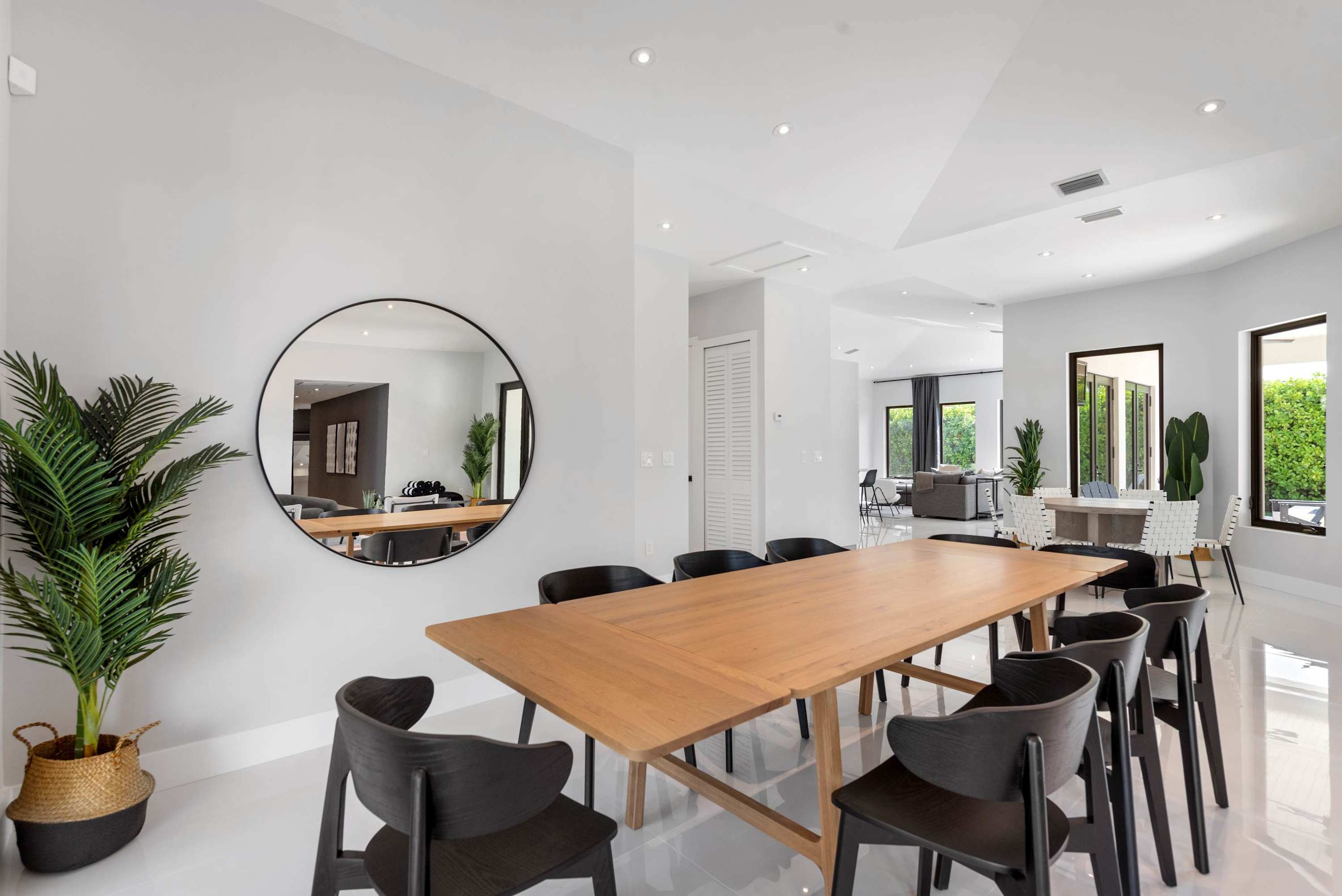 Villa Grand | Miami | Prime Villa with BBQ Grill and Private Pool photo 58