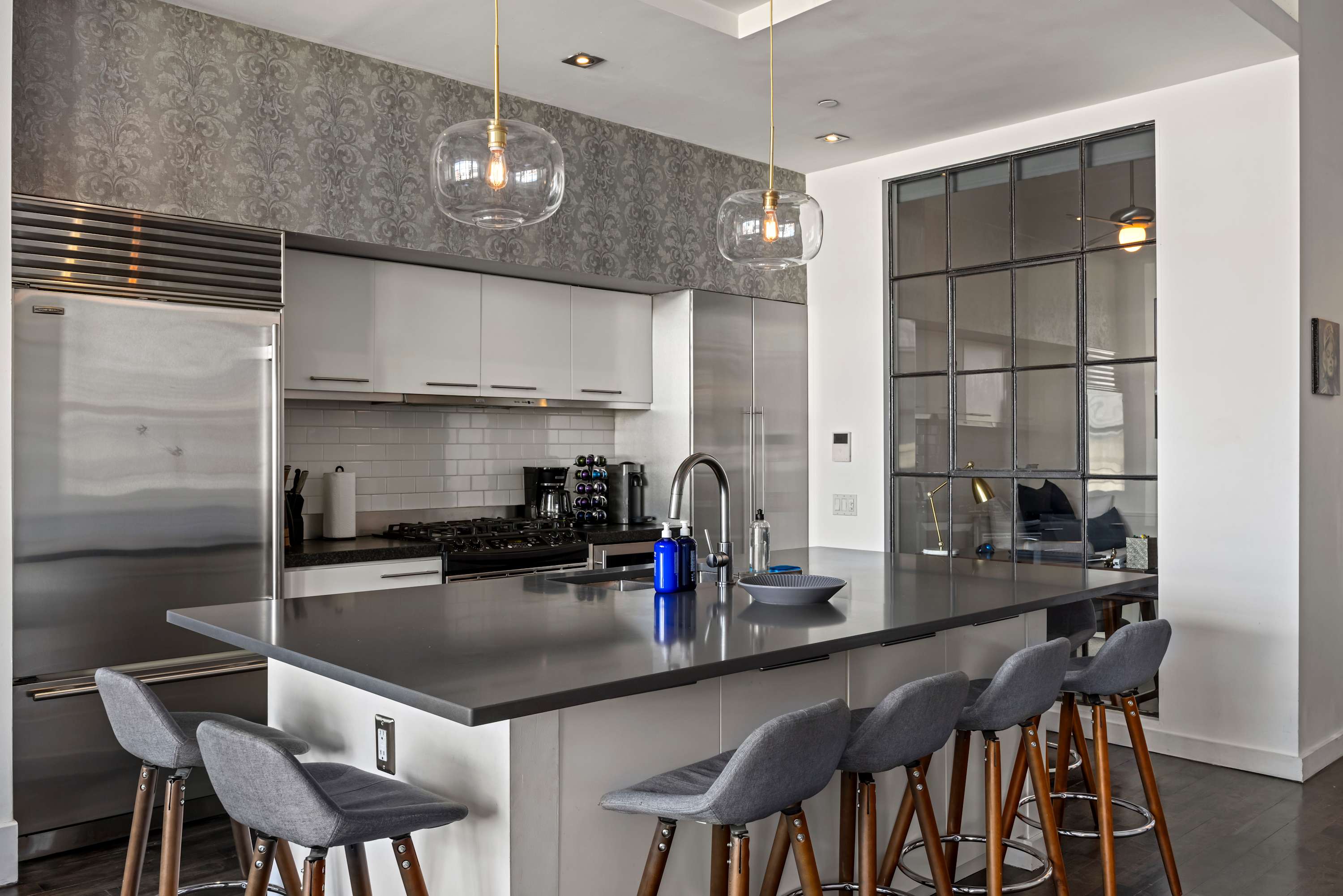 Berry Loft IV | Williamsburg | Loft Apartment w/ Shared Gym and Rooftop photo 4