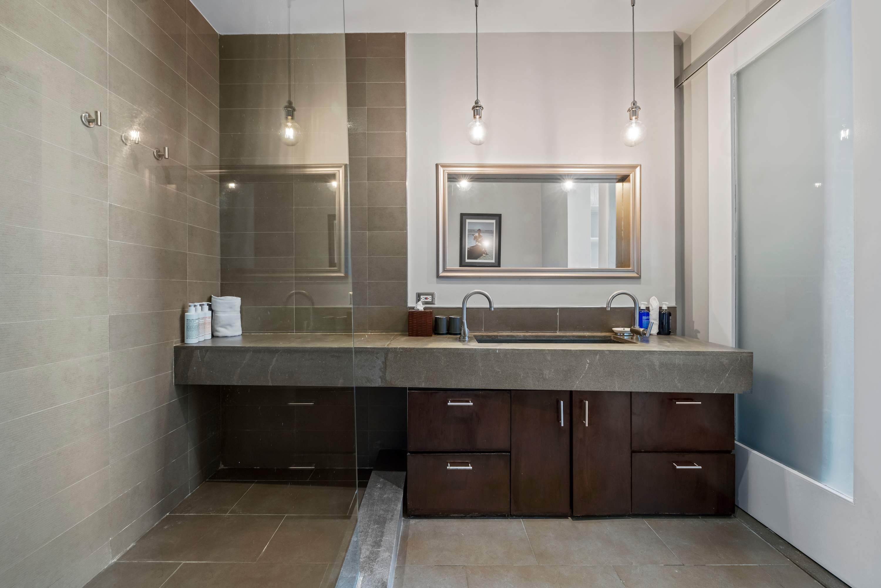 Berry Loft IV | Williamsburg | Loft Apartment w/ Shared Gym and Rooftop photo 16