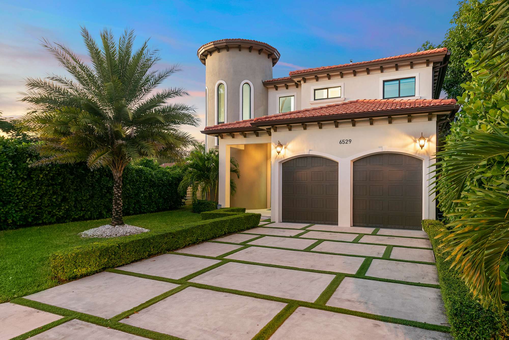 Villa Coral | Coral Terrace | Mediterranean Home with Saltwater Pool photo 5