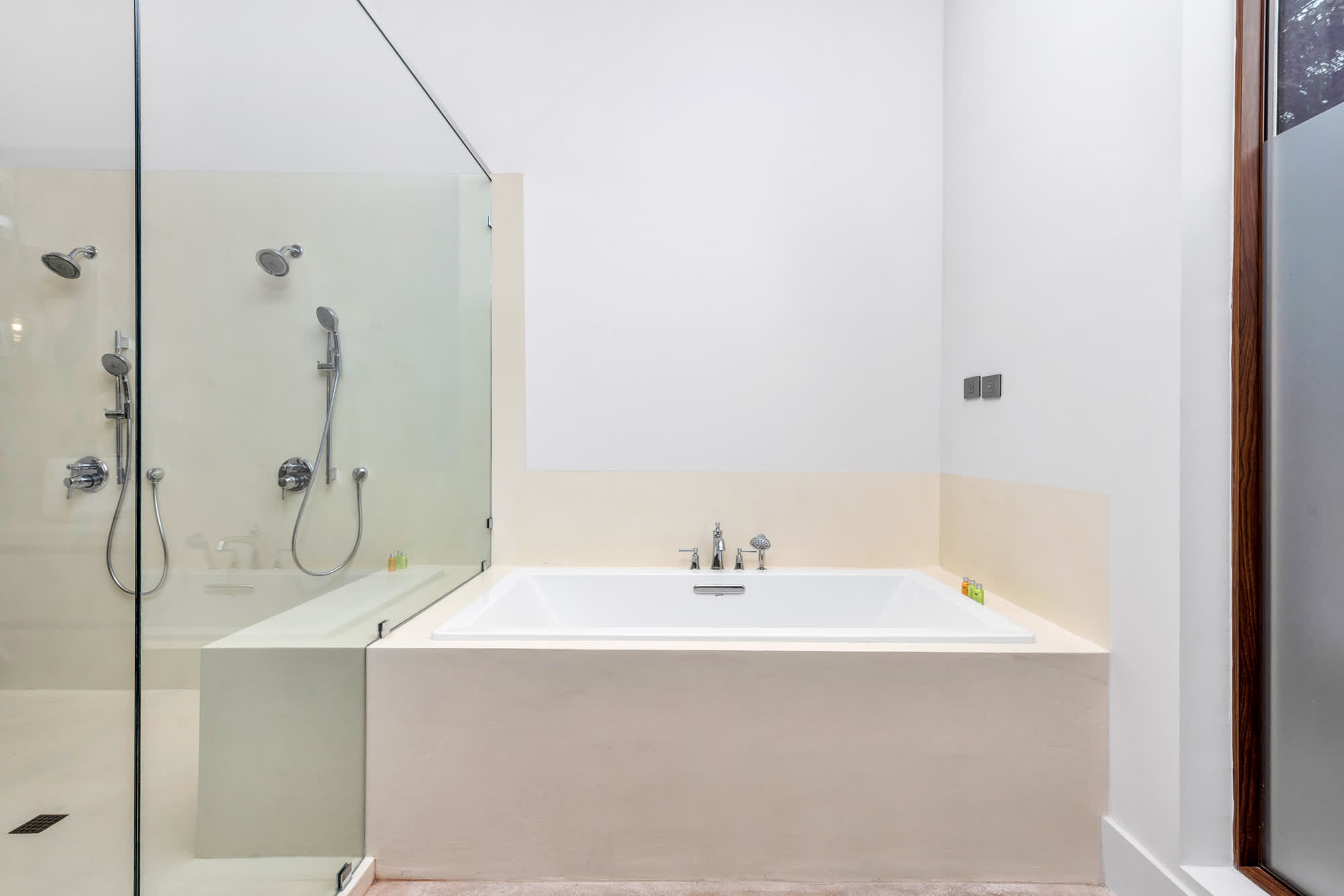 Villa Maroc | Miami Upper Eastside | Luxurious Moroccan Home w/ Private Pool photo 18