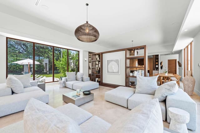 Image of Living space #2