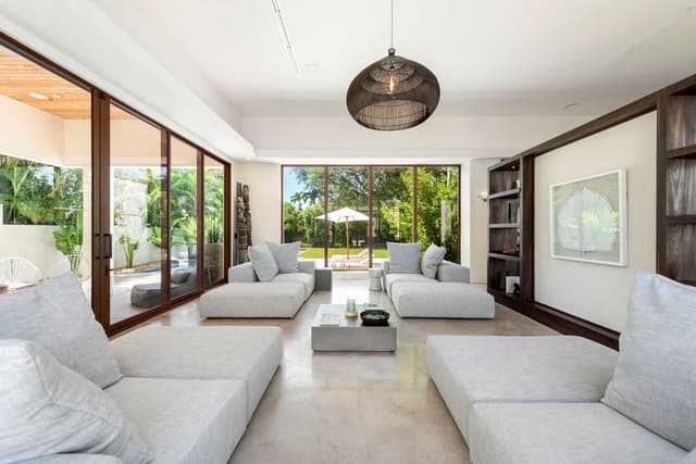 Image of Living space #3