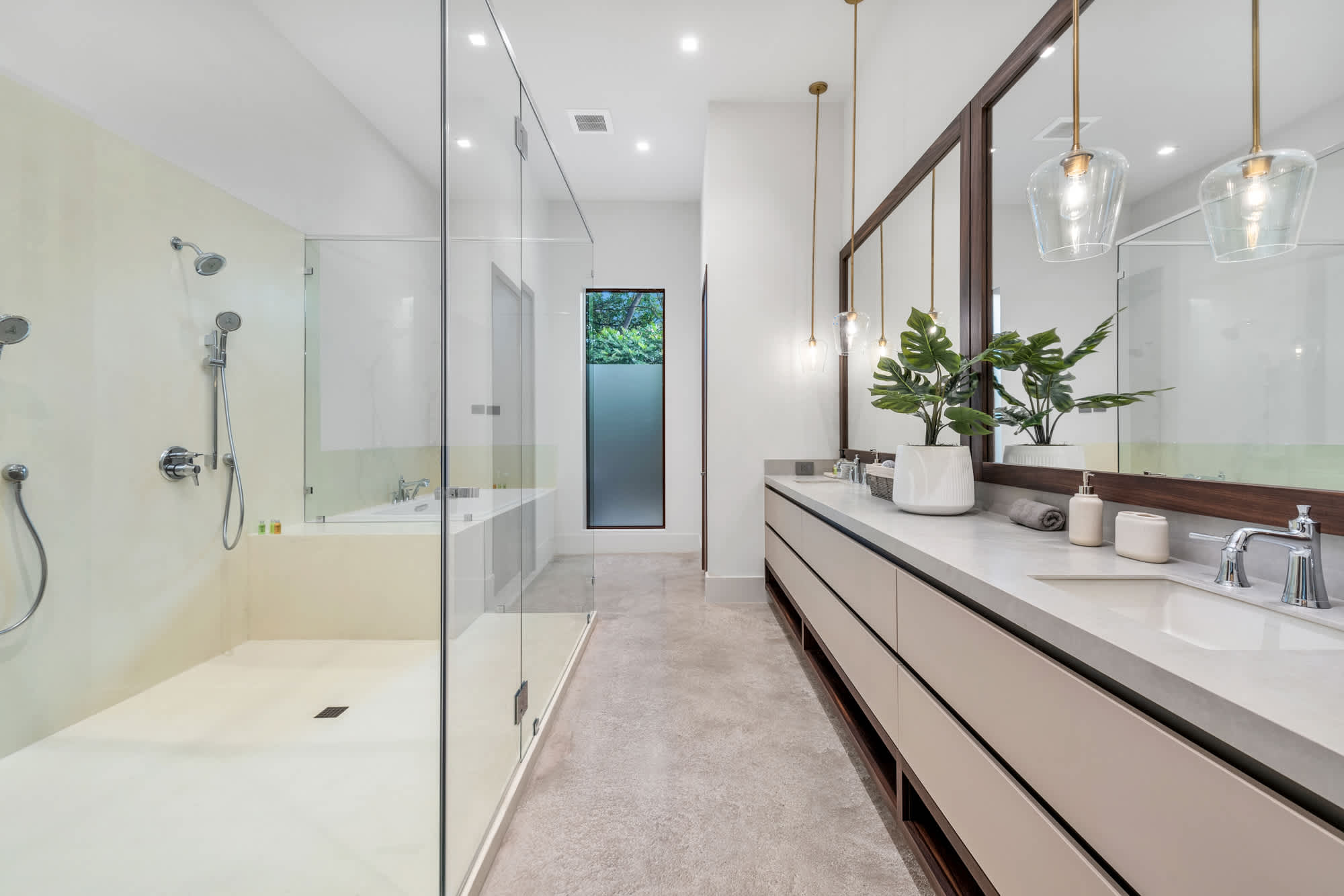 Villa Maroc | Miami Upper Eastside | Luxurious Moroccan Home w/ Private Pool photo 17