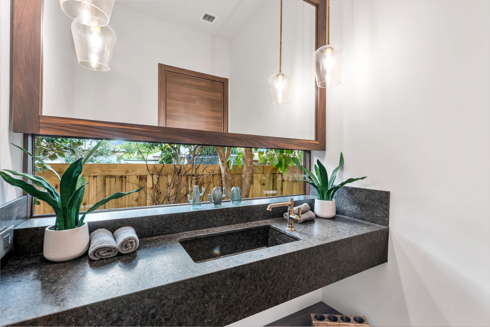 Villa Maroc | Miami Upper Eastside | Luxurious Moroccan Home w/ Private Pool photo 35