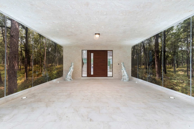 Image of Living space #1
