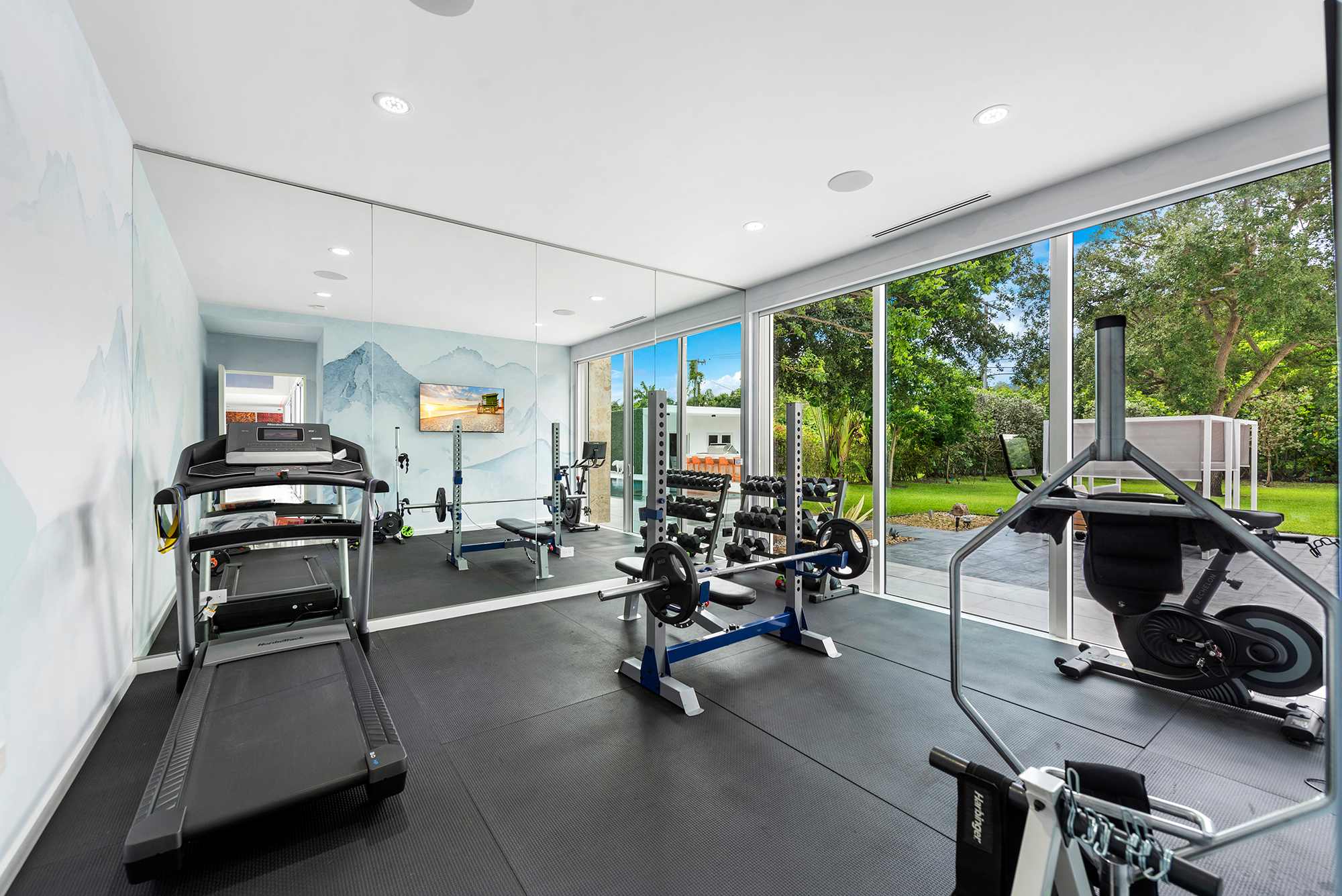 Villa Crest | Pinecrest | Luxury Home w/ Gym, Pool & Hot Tub photo 19