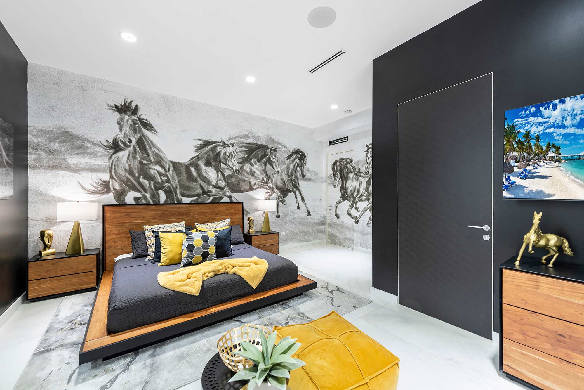 Villa Crest | Pinecrest | Luxury Home w/ Gym, Pool & Hot Tub photo 33