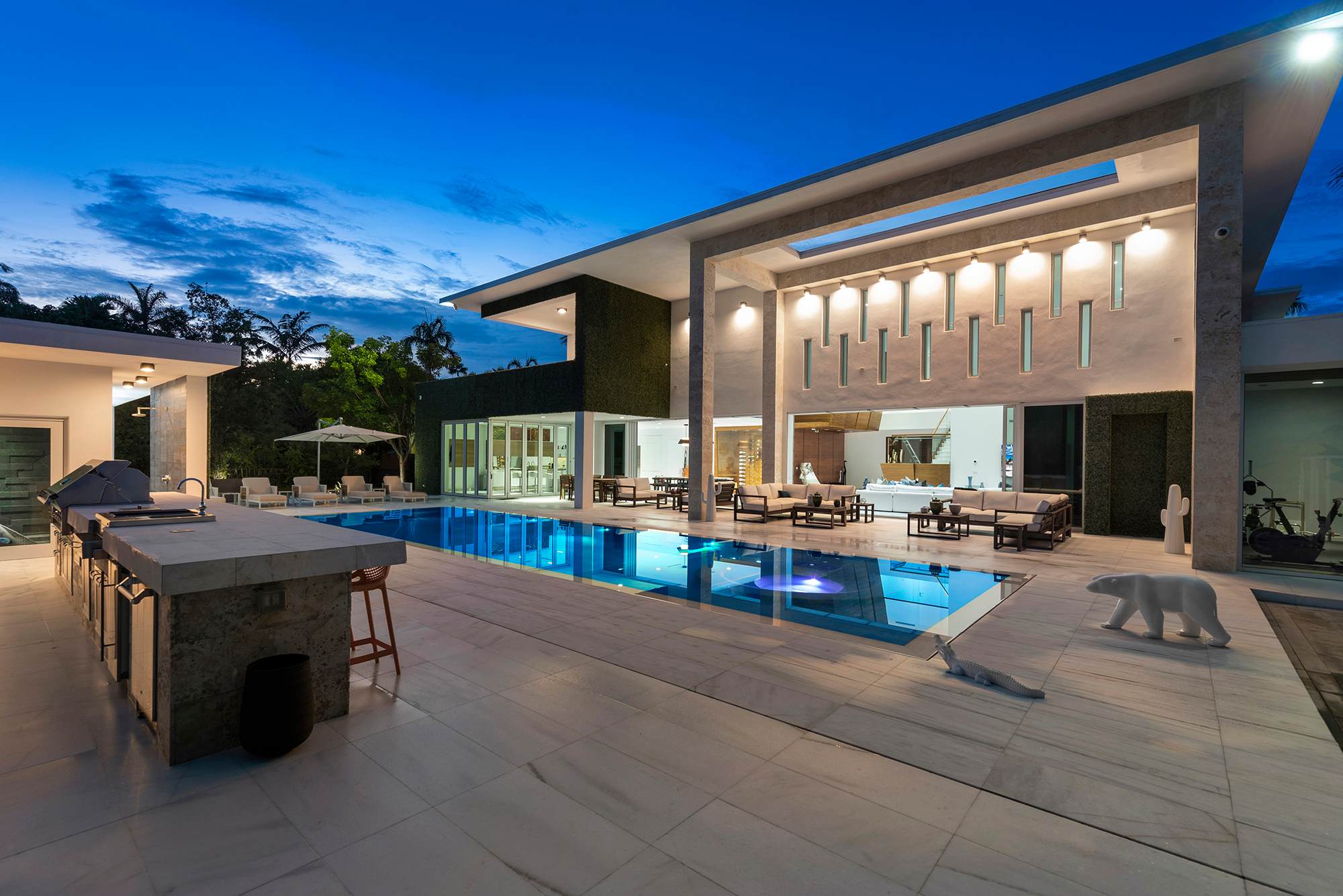 Villa Crest | Pinecrest | Luxury Home w/ Gym, Pool & Hot Tub photo 47