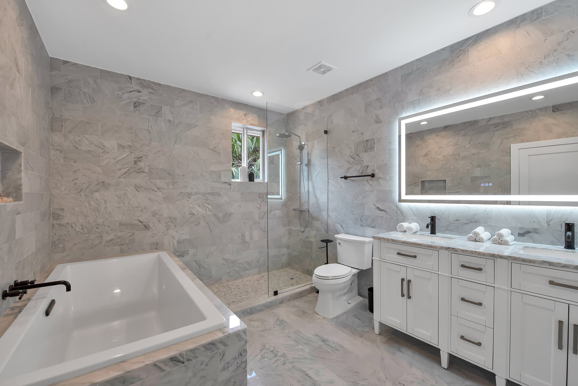 Villa Granada | Coral Gables | Waterfront with Pool & Hot Tub photo 31