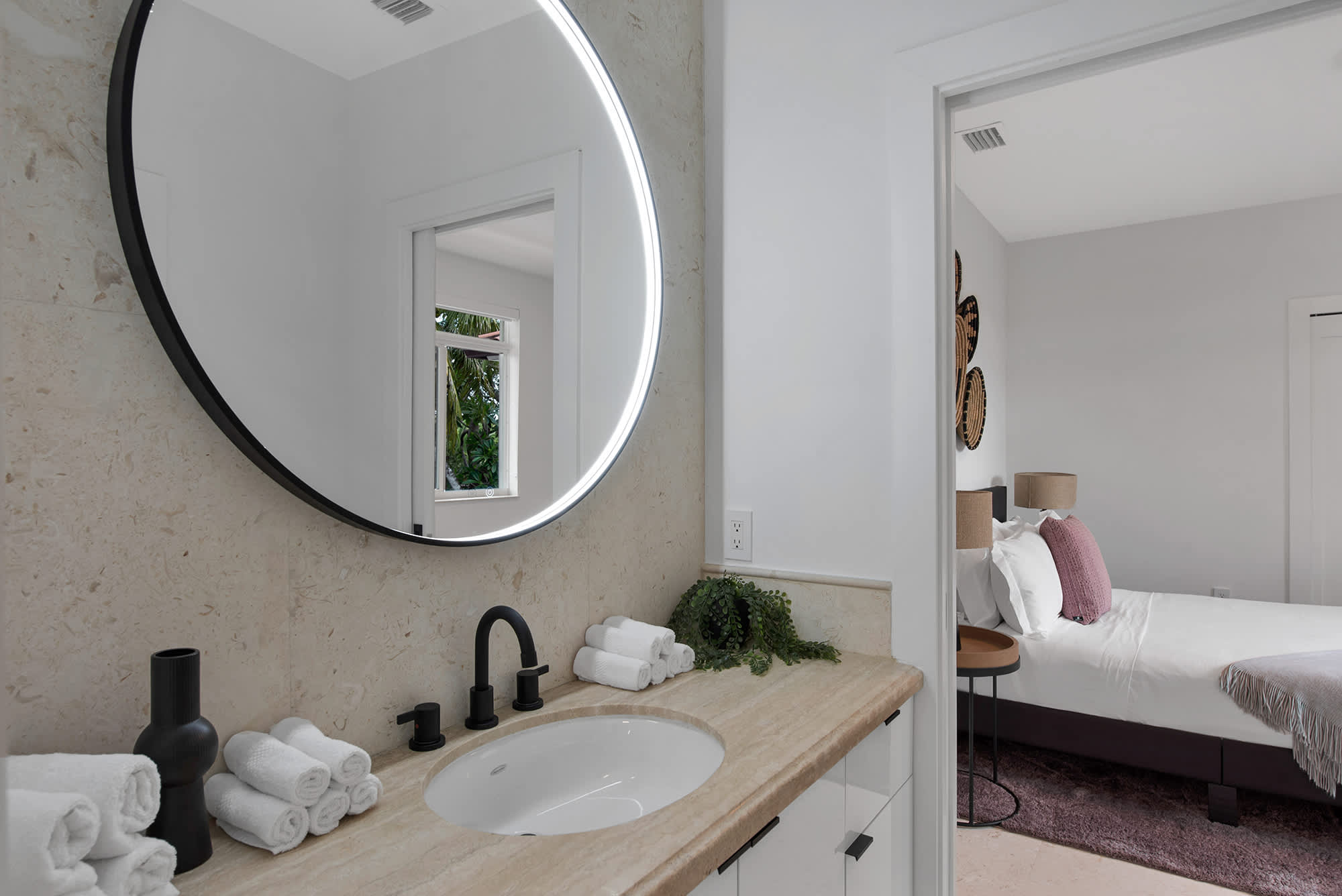 Villa Granada | Coral Gables | Waterfront with Pool & Hot Tub photo 35