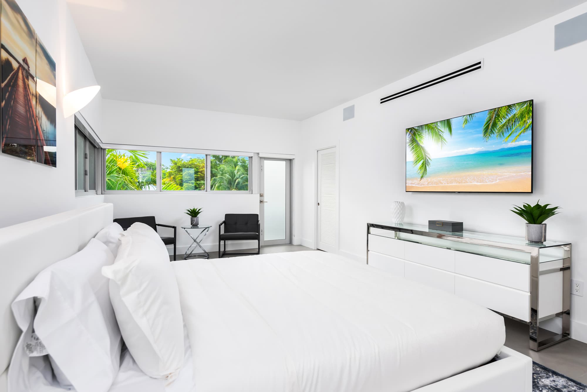 Villa Haven | Coconut Grove | Waterfront with Pool and Gym photo 22