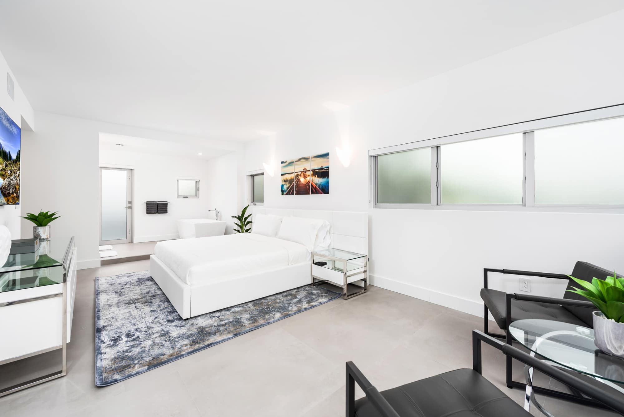 Villa Haven | Coconut Grove | Waterfront with Pool and Gym photo 24