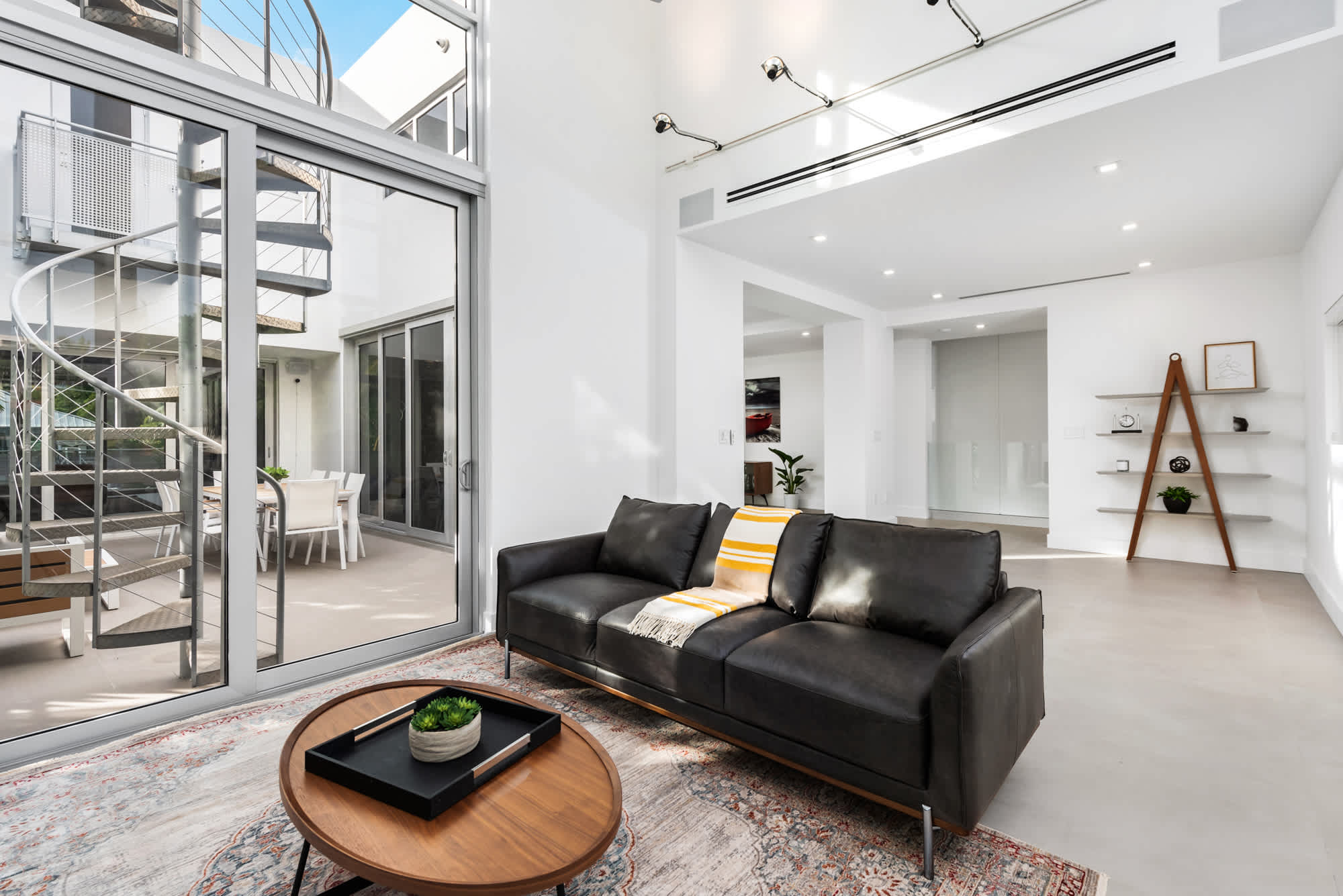 Villa Haven | Coconut Grove | Waterfront with Pool and Gym photo 29