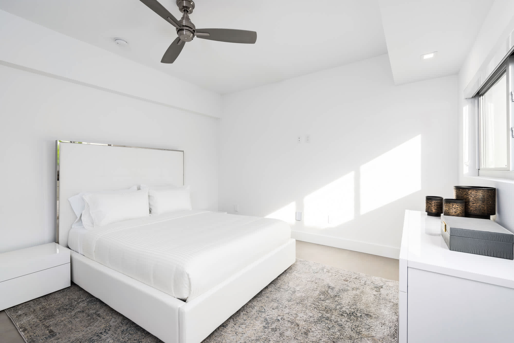 Villa Haven | Coconut Grove | Waterfront with Pool and Gym photo 36