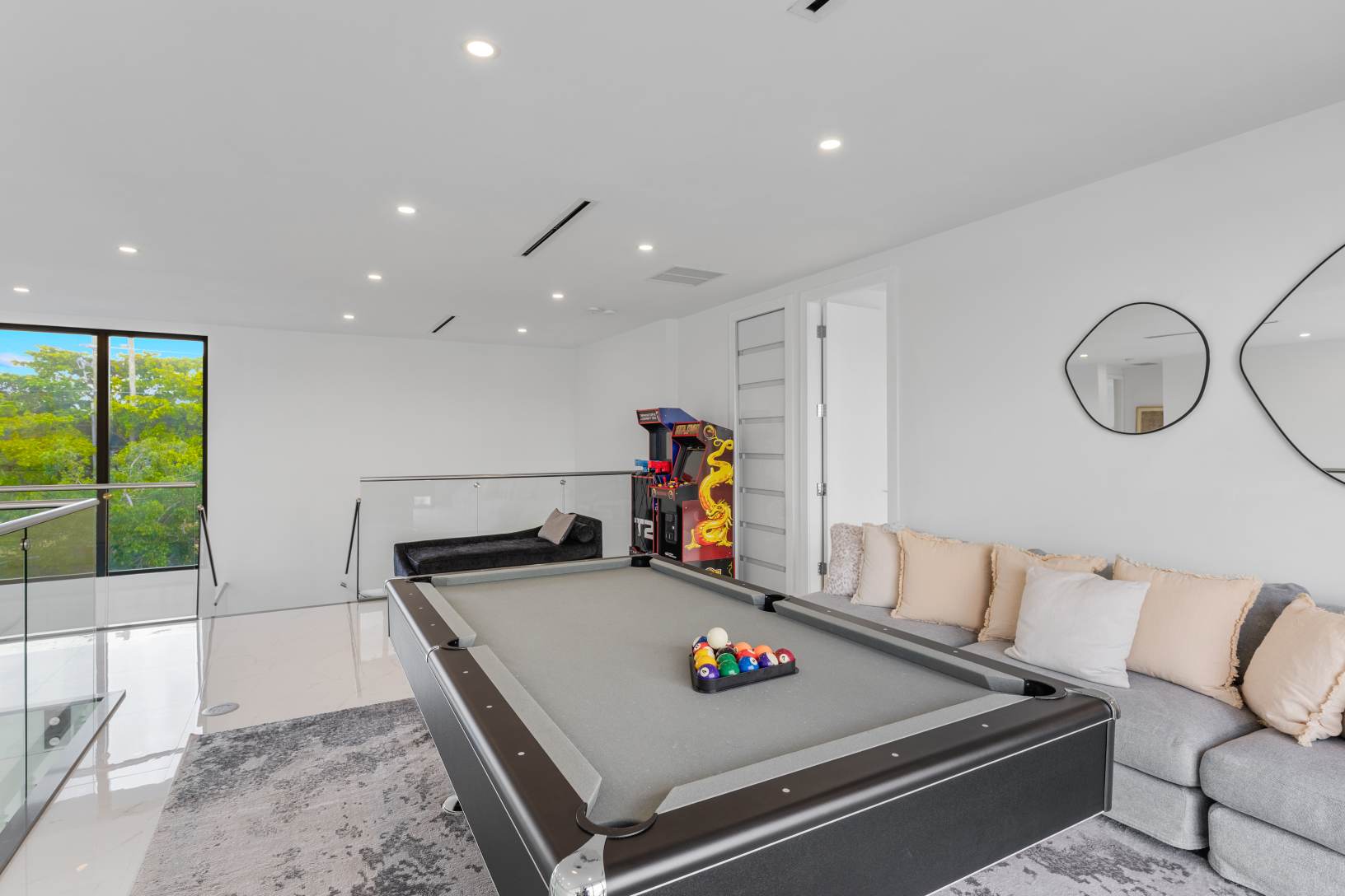 Villa Lago | Miami | Exclusive Lakeview Home with Pool photo 31