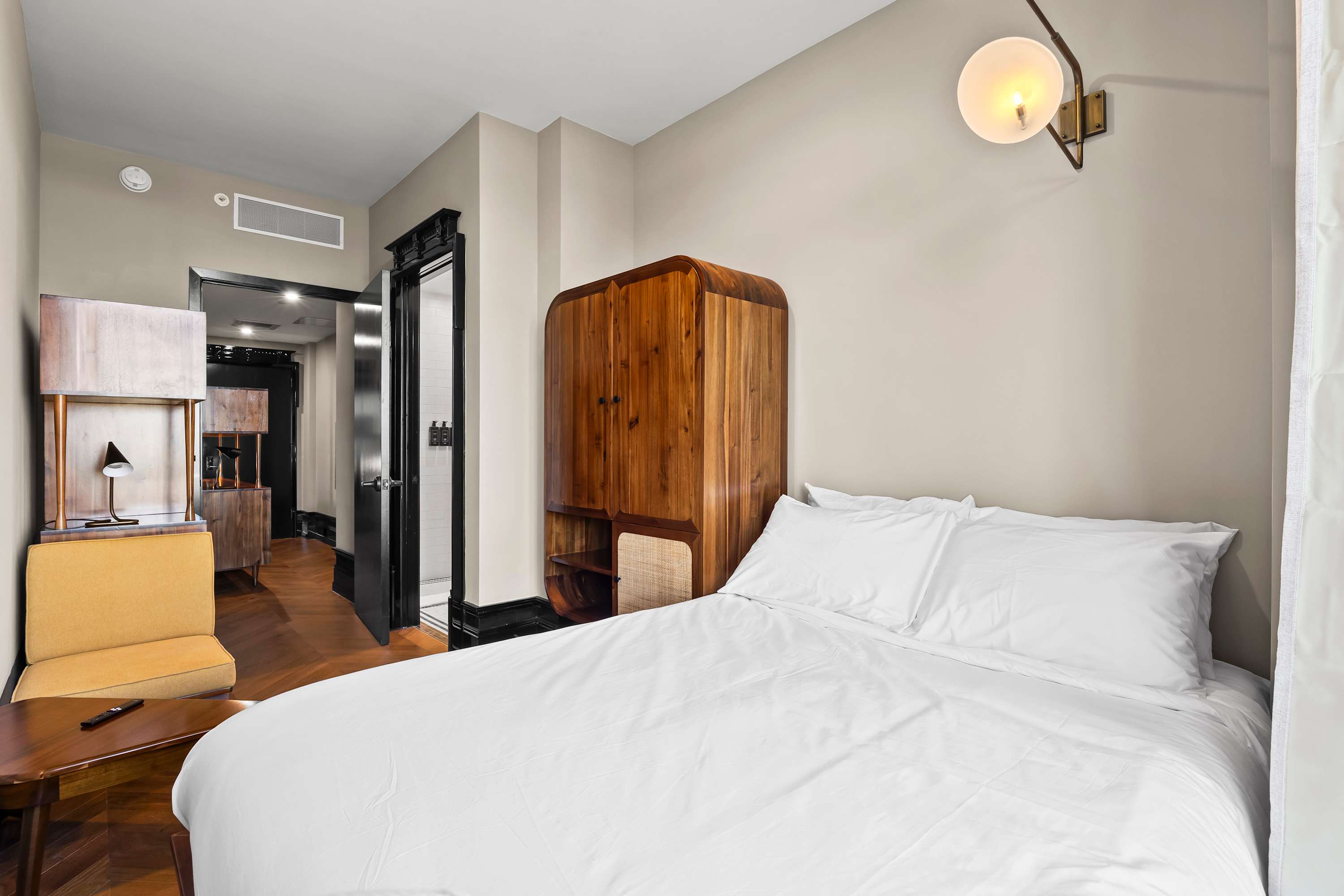 Freeman 803 | Lower East Side | Condo with Shared Amenities photo 14